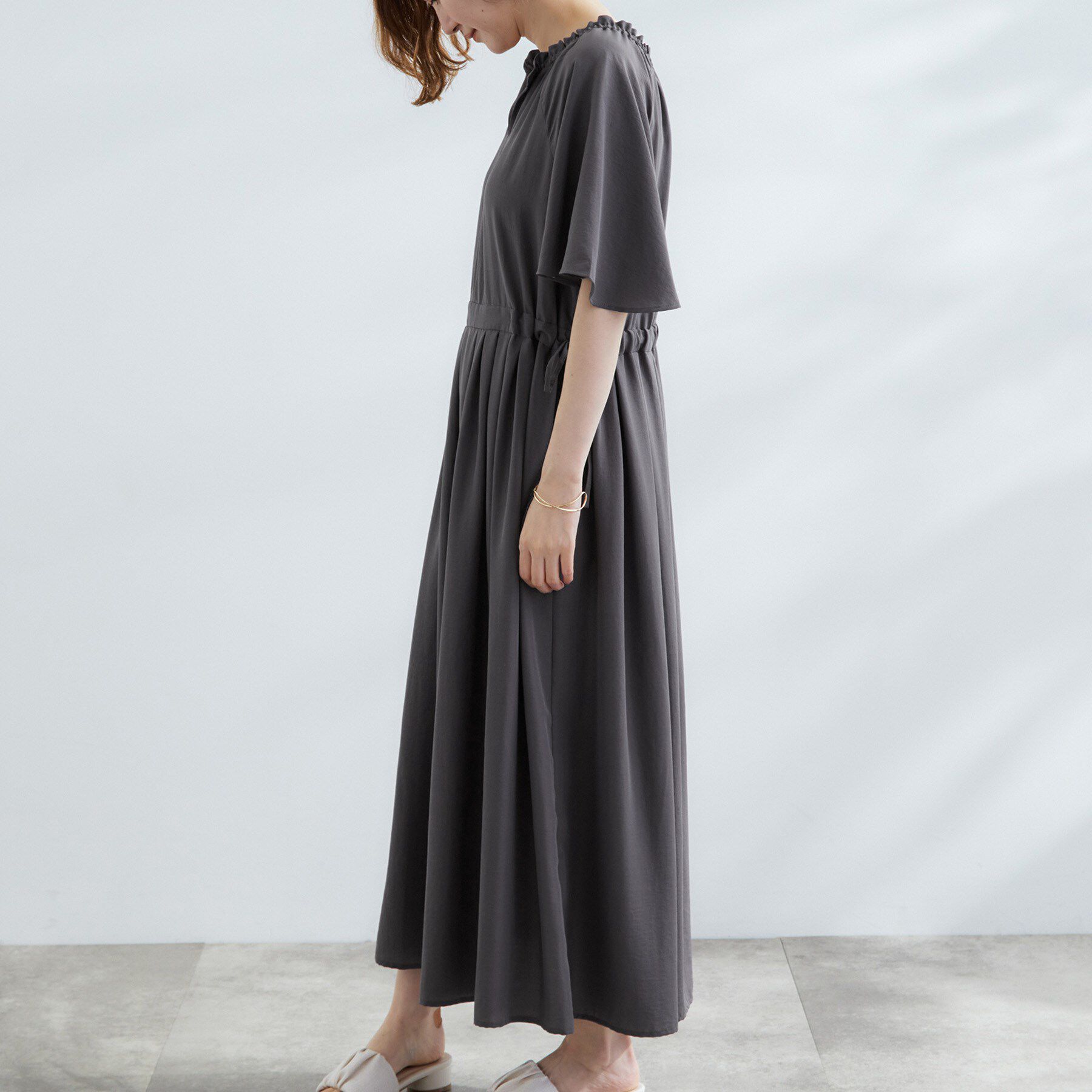 grove「【晴れの日も雨の日も】撥水エアリーフレアスリーブワンピース」|ワンピース|