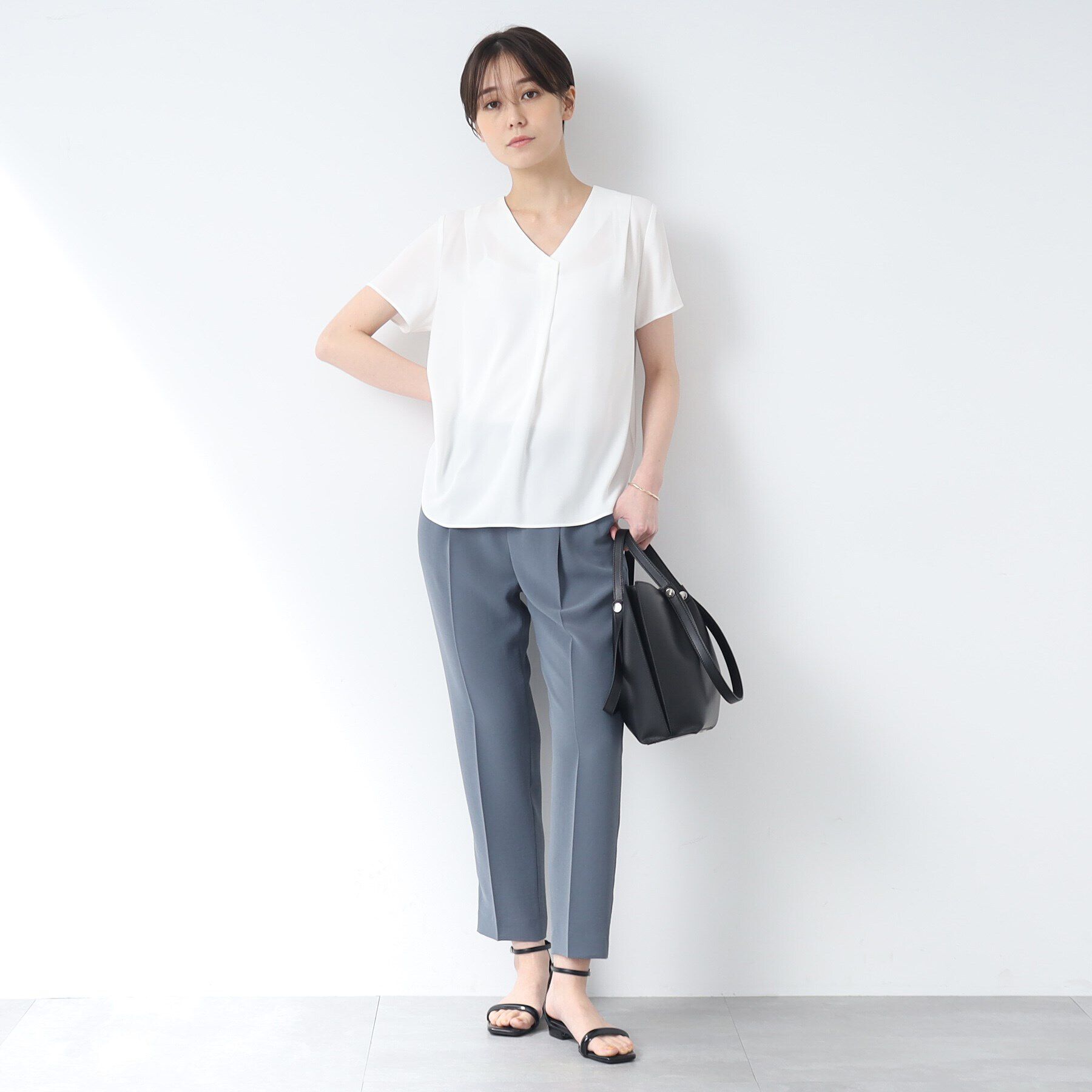 INDIVI「【洗える/通勤/UVケア/接触冷感】タックブラウス」|シャツ・ブラウス|