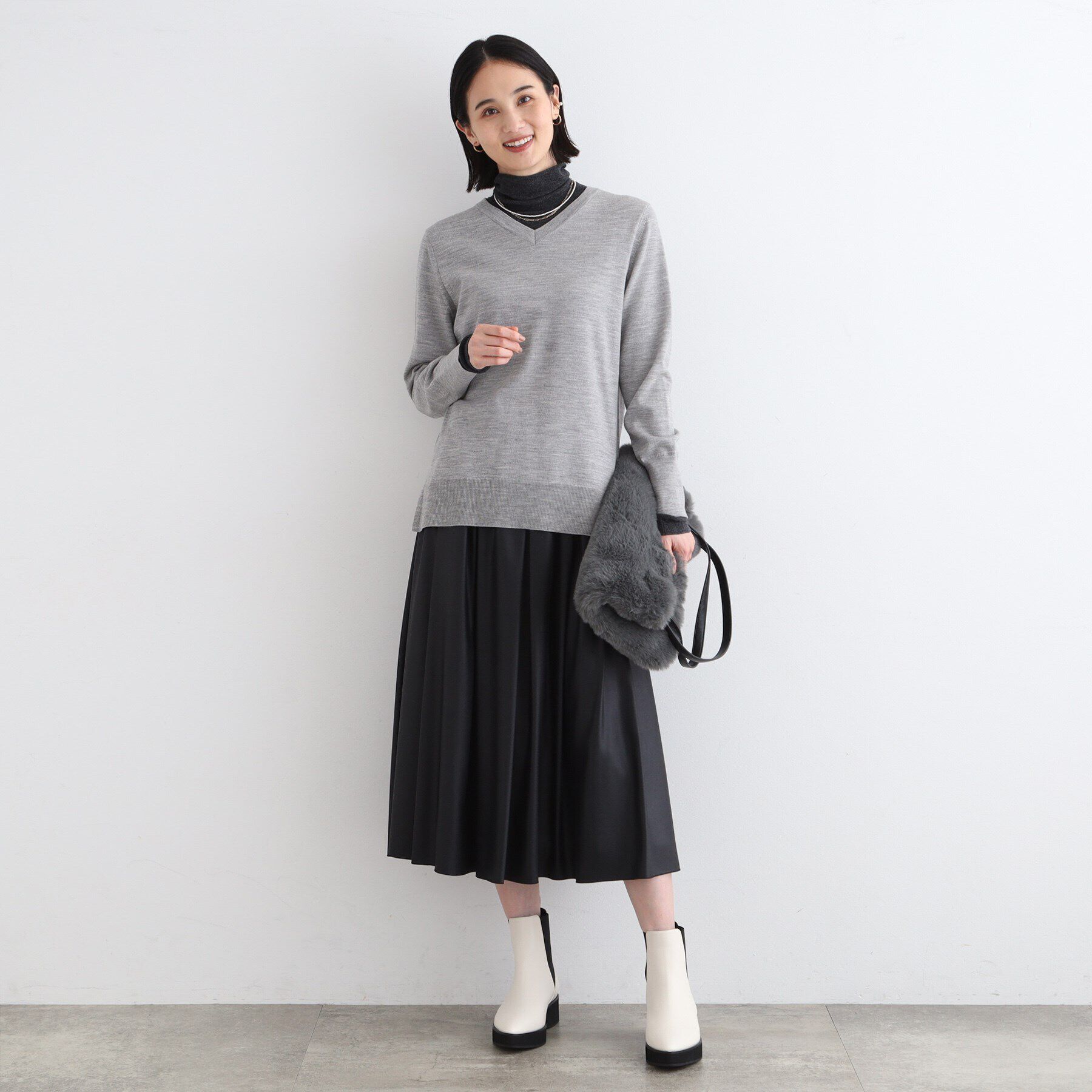 INDIVI「【ウール100%】エクストラファインメリノ Vネックニット」|ニット・セーター|