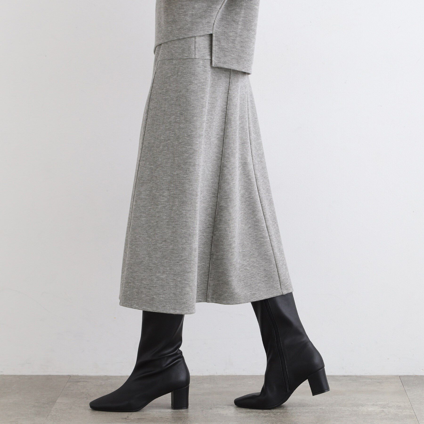 INDIVI「【洗える／UVケア／SETUP可能】ライトジャージ セミフレアスカート」|スカート|