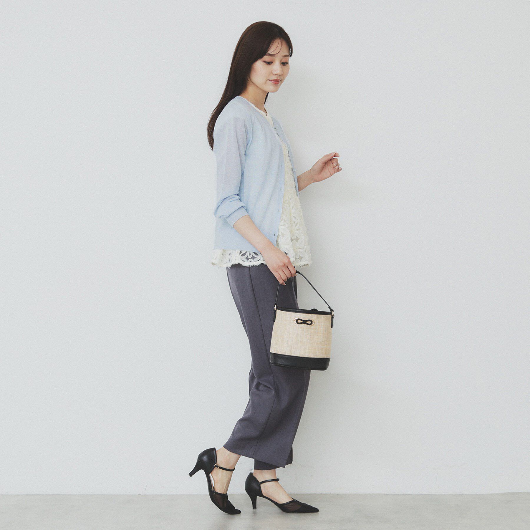 index「《7色展開/XS-LLサイズ》ビジューボタンクルーネックカーディガン【洗濯機洗い可】」|カーディガン|