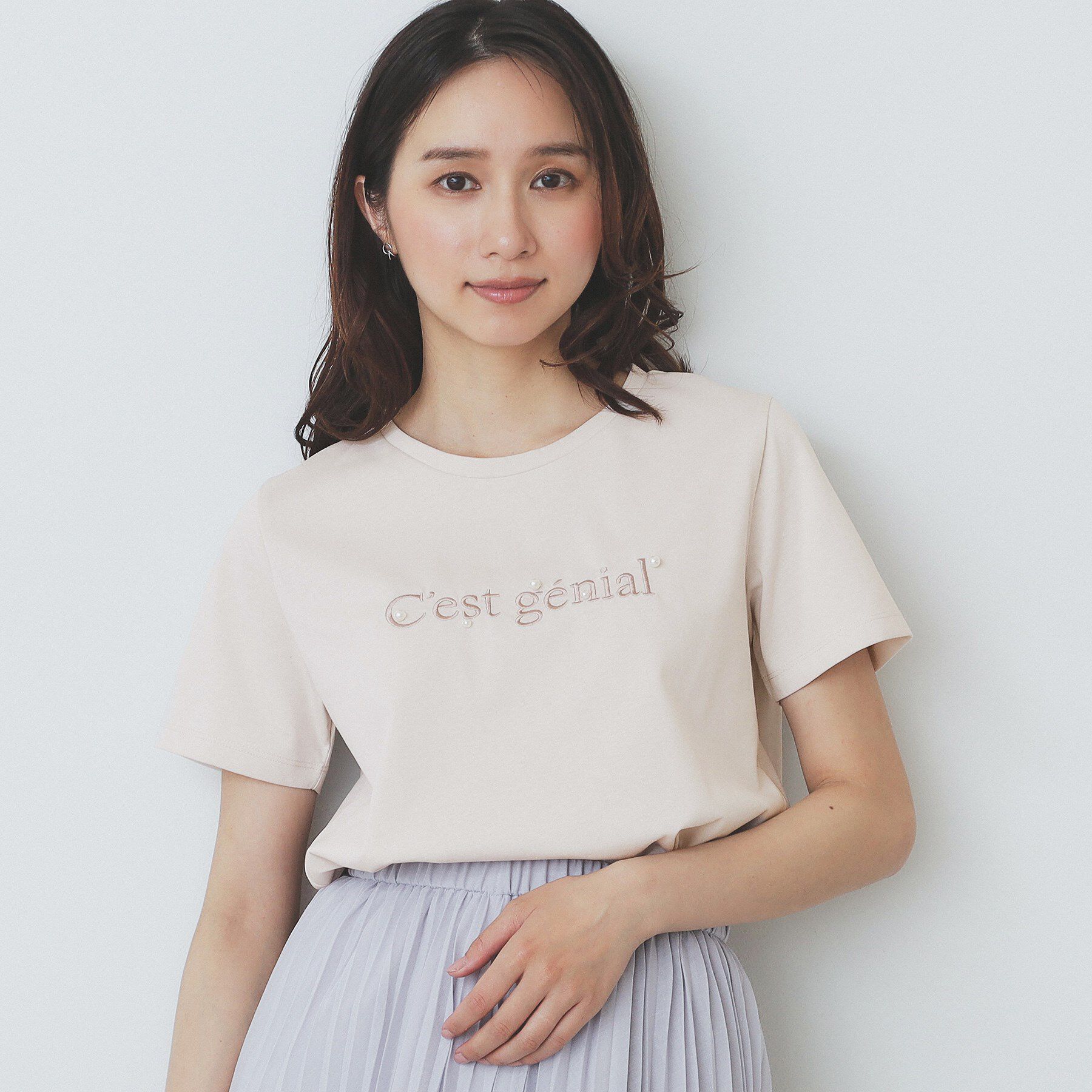 index「パール調刺繍ロゴTシャツ【汗ジミ防止/吸水速乾/接触冷感/UVケア/洗濯機洗い可】」|Tシャツ・カットソー|