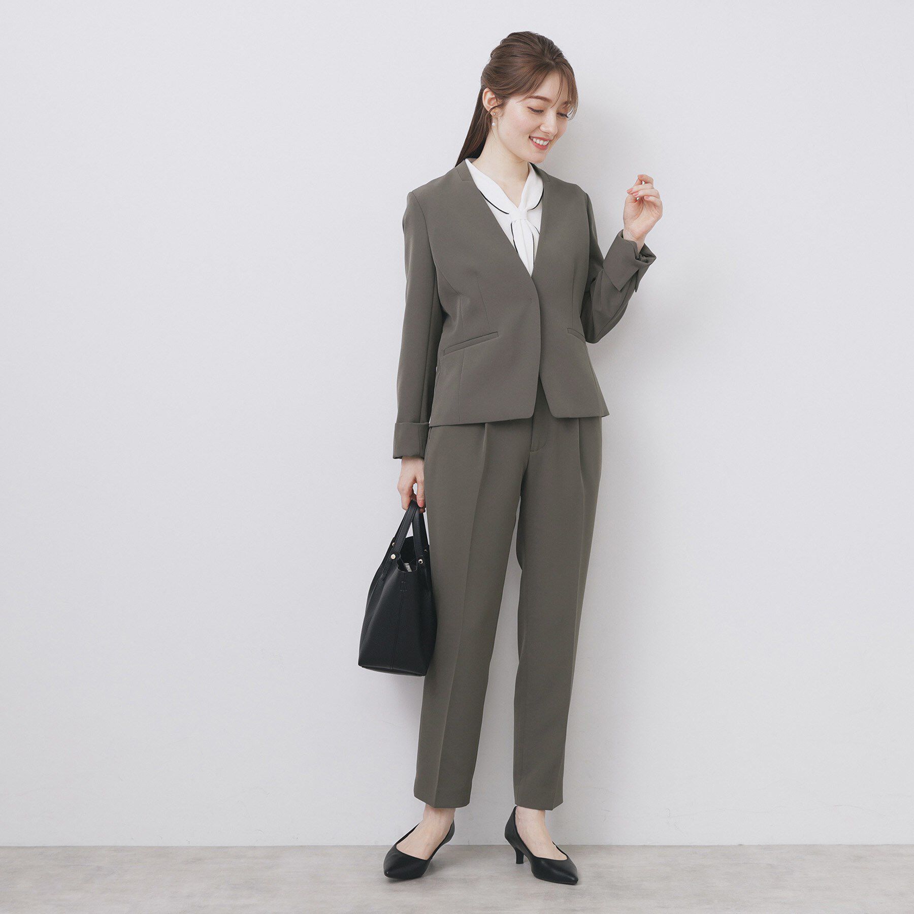 index「《XS-LLサイズ》ストレッチテーパードパンツ/セットアップ対応【洗濯機洗い可/イージーアイロン/防」|その他|