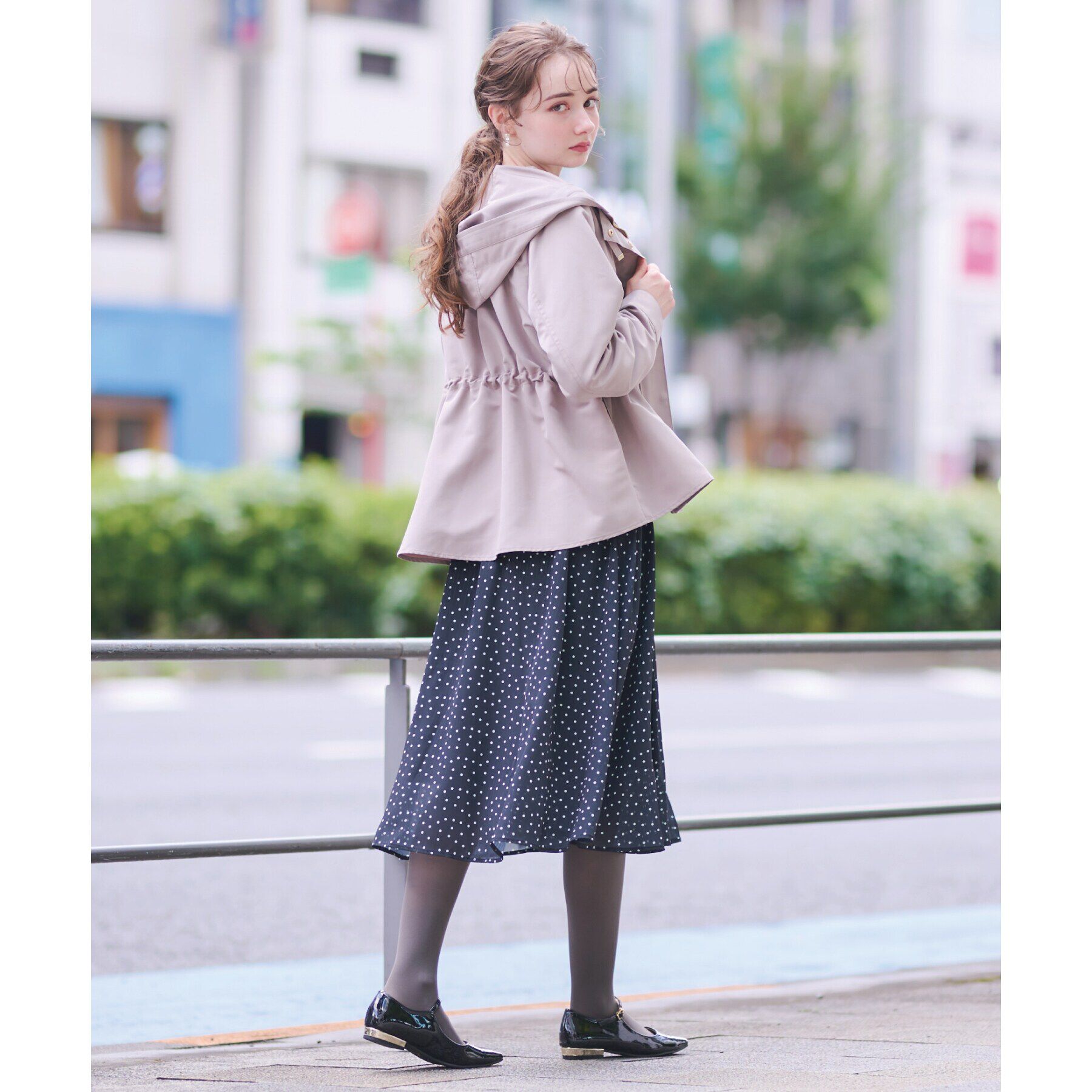 Couture broach「【一枚で華やかにキマる】ドットフリルデザインワンピース」|ワンピース|