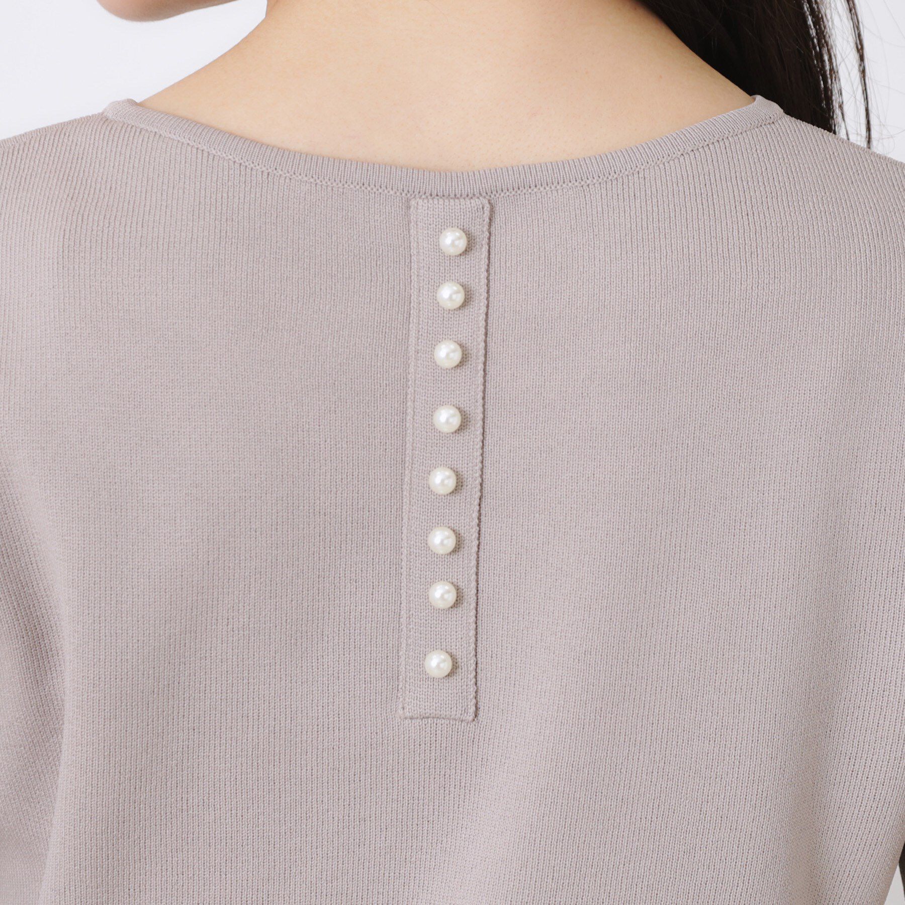 Couture broach「【大人可愛い・通勤】バックパール調ペプラムニット」|ニット・セーター|