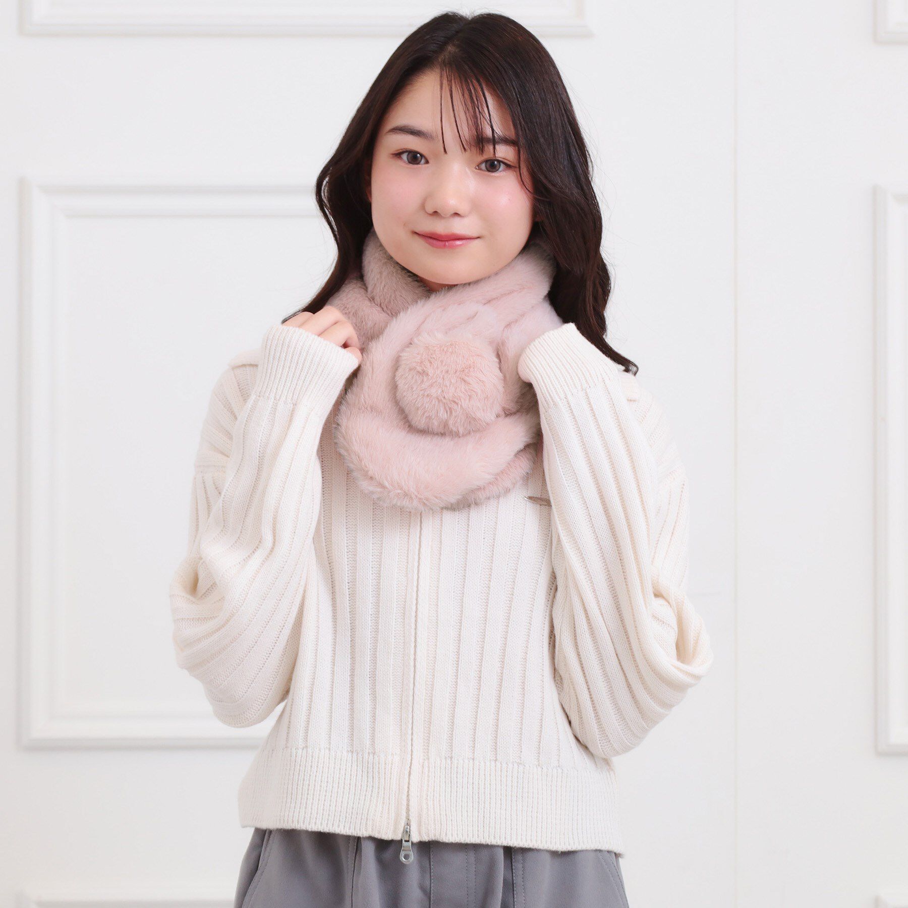 PINK-latte「ポンポン耳付きティペット」|マフラー|