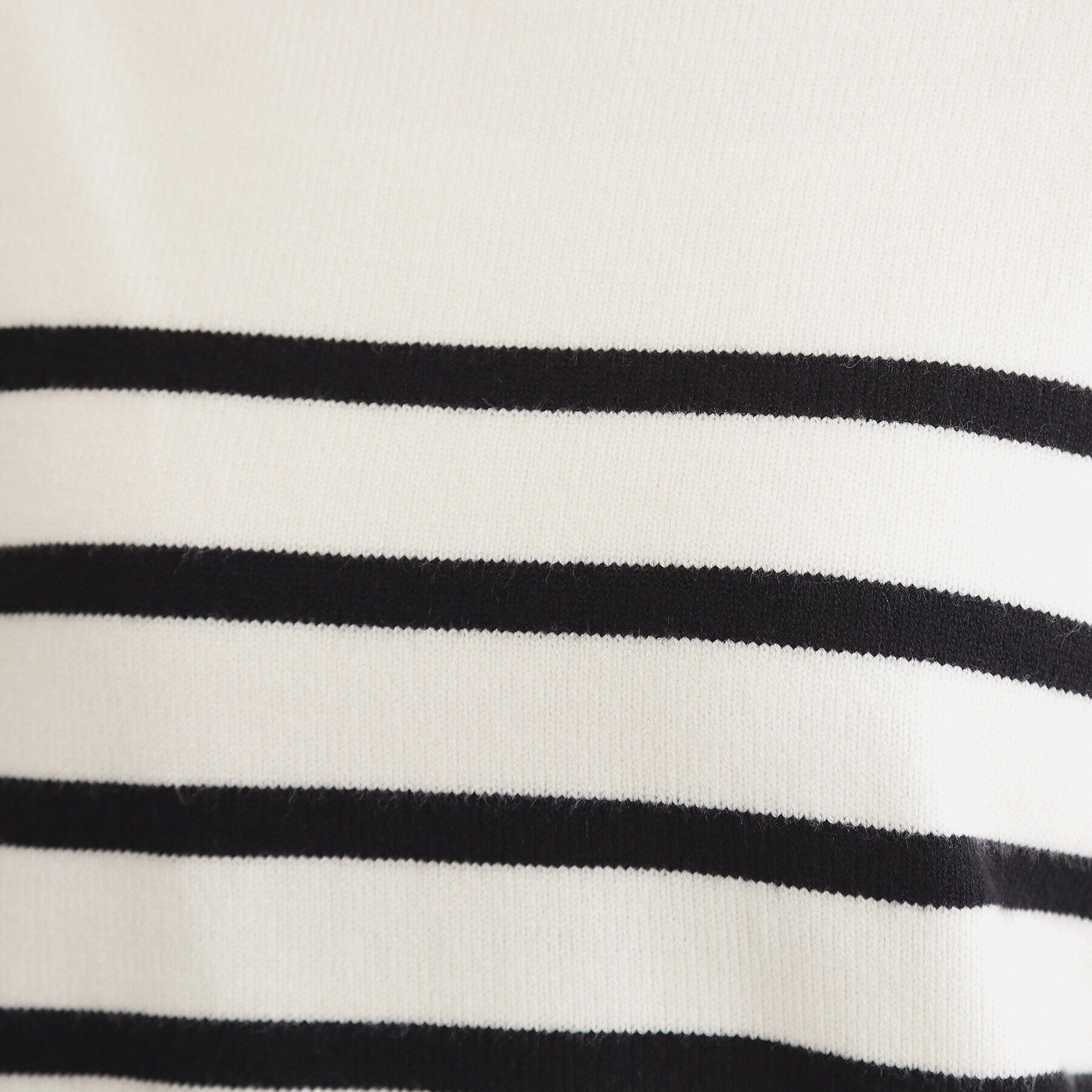 THE SHOP TK「【毛玉になりにくい／静電気防止】配色肩ボタンハイネックニット／洗える」|ニット・セーター|