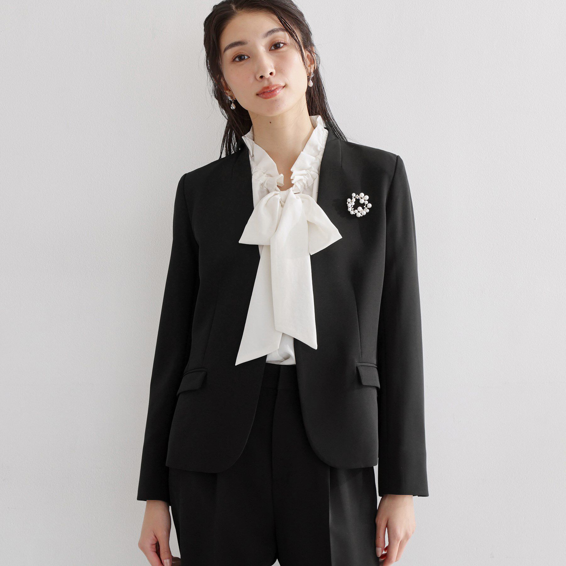 THE SHOP TK「【通勤・セレモニー】ダブルクロス ノーカラージャケット/セットアップ可」|ノーカラージャケット|ブラック(019)