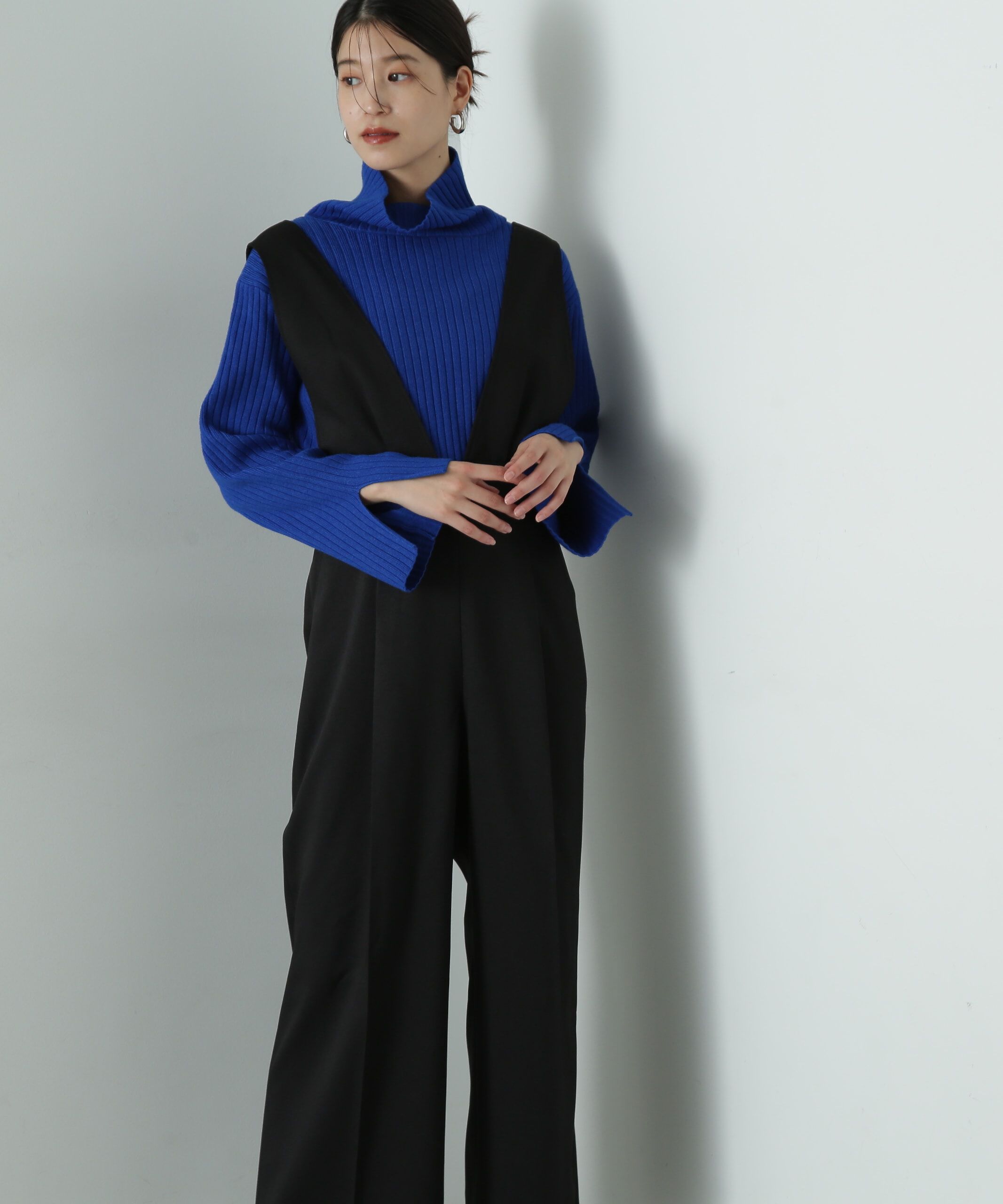  「Vネックサロペット」|ワンピース|