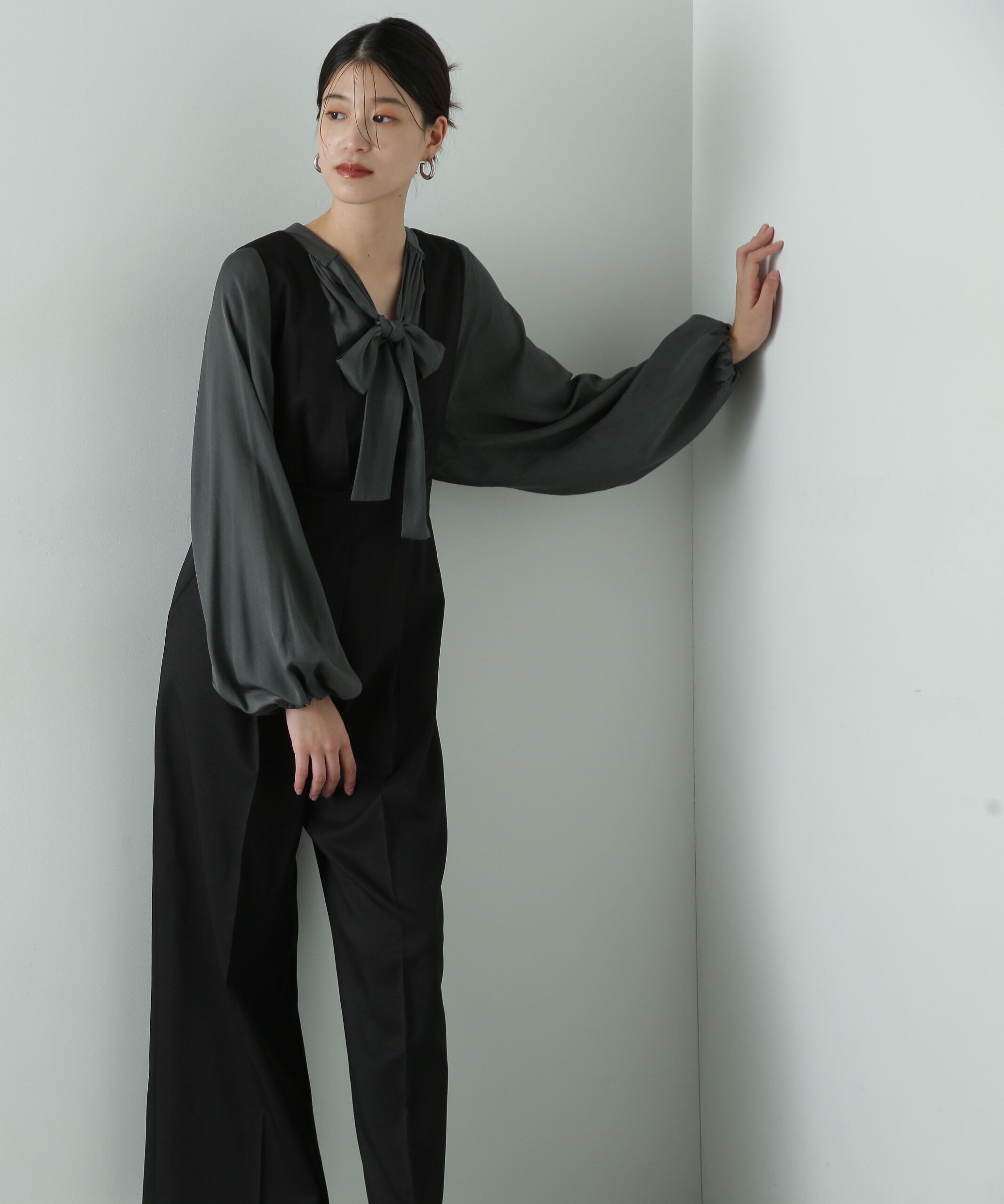  「Vネックサロペット」|ワンピース|