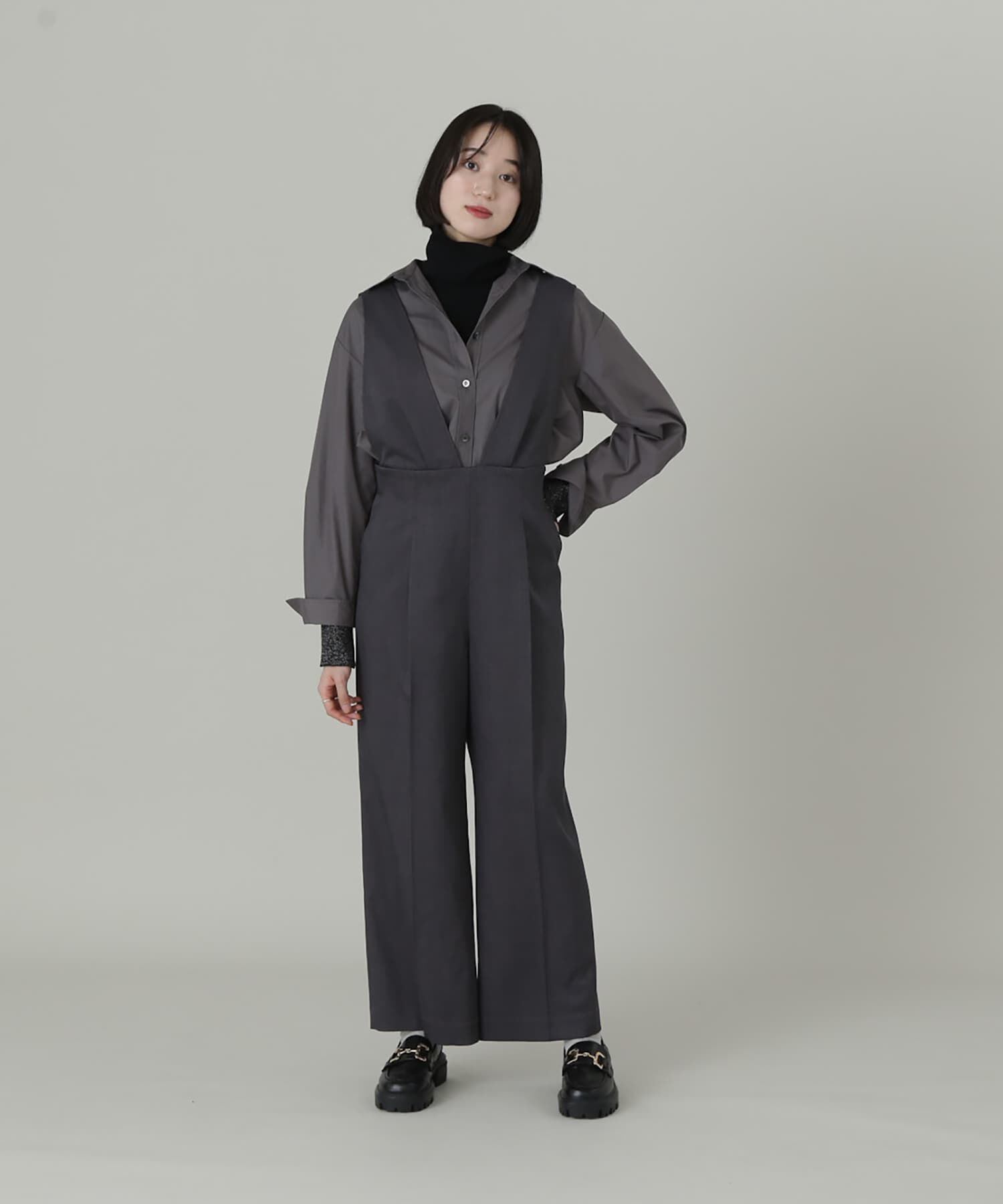  「Vネックサロペット」|ワンピース|