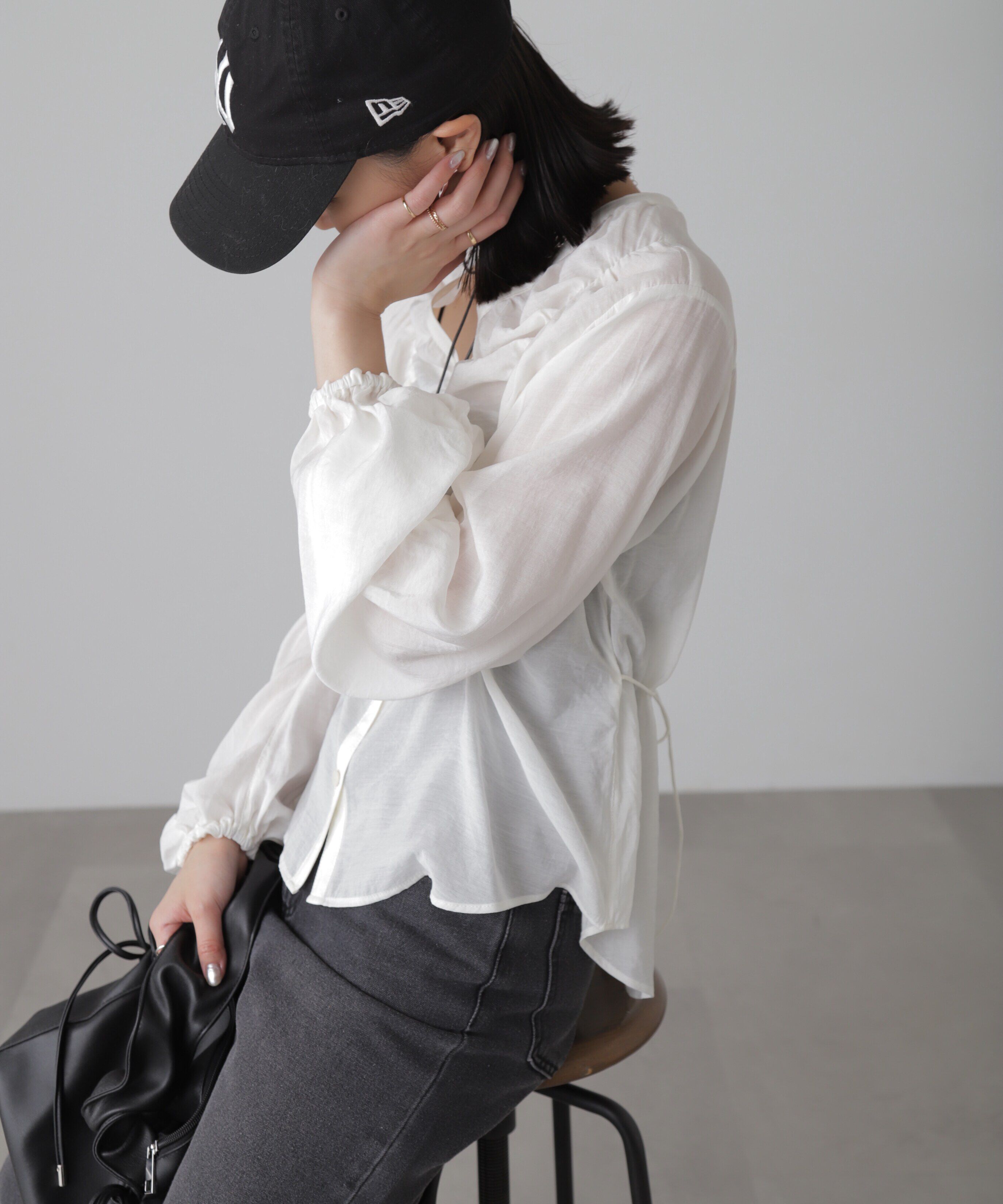  「Vネックシャーリングブラウス」|シャツ・ブラウス|