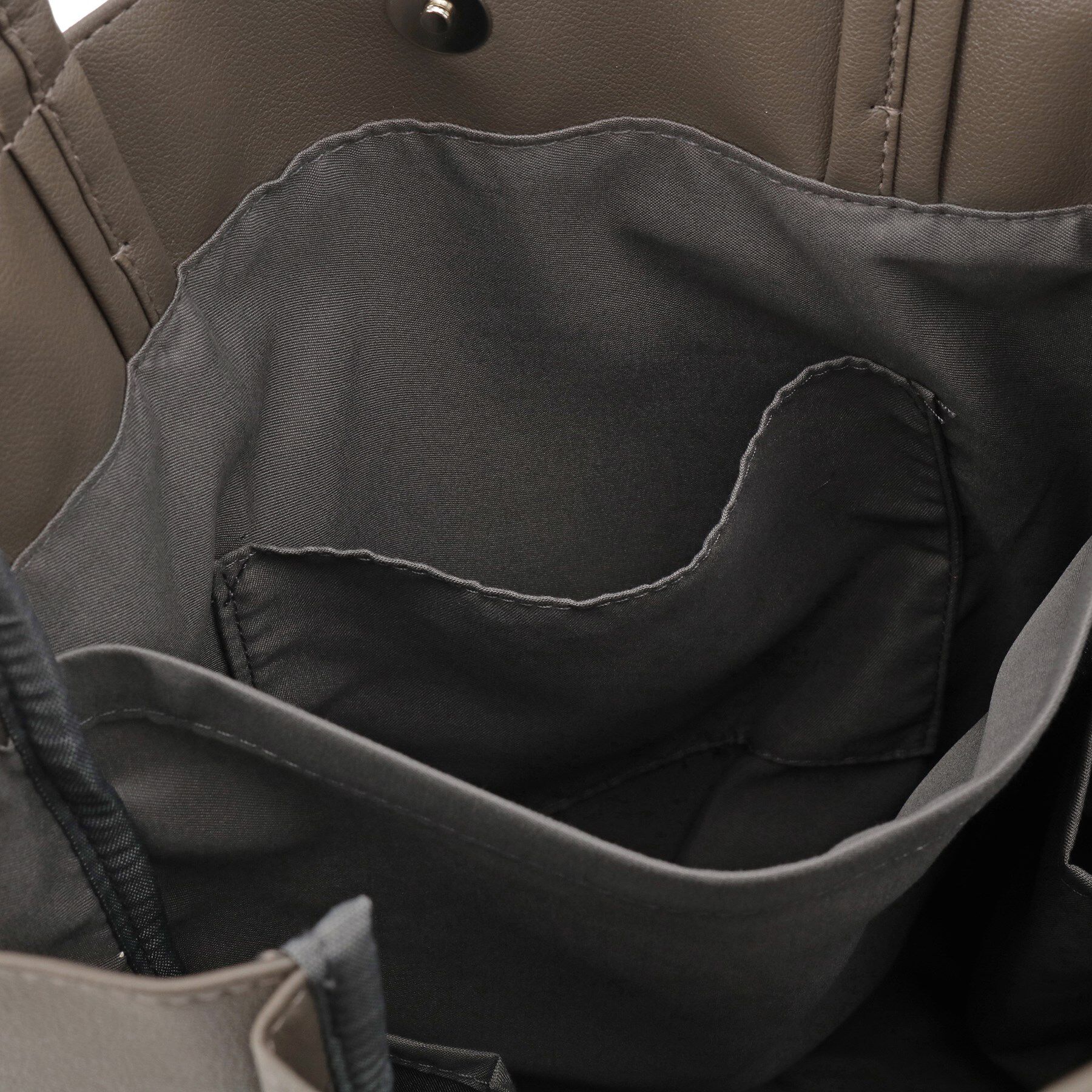 ITS&rsquo;DEMO「【A4対応／6ポケット】収納上手になれるトート」|トートバッグ|