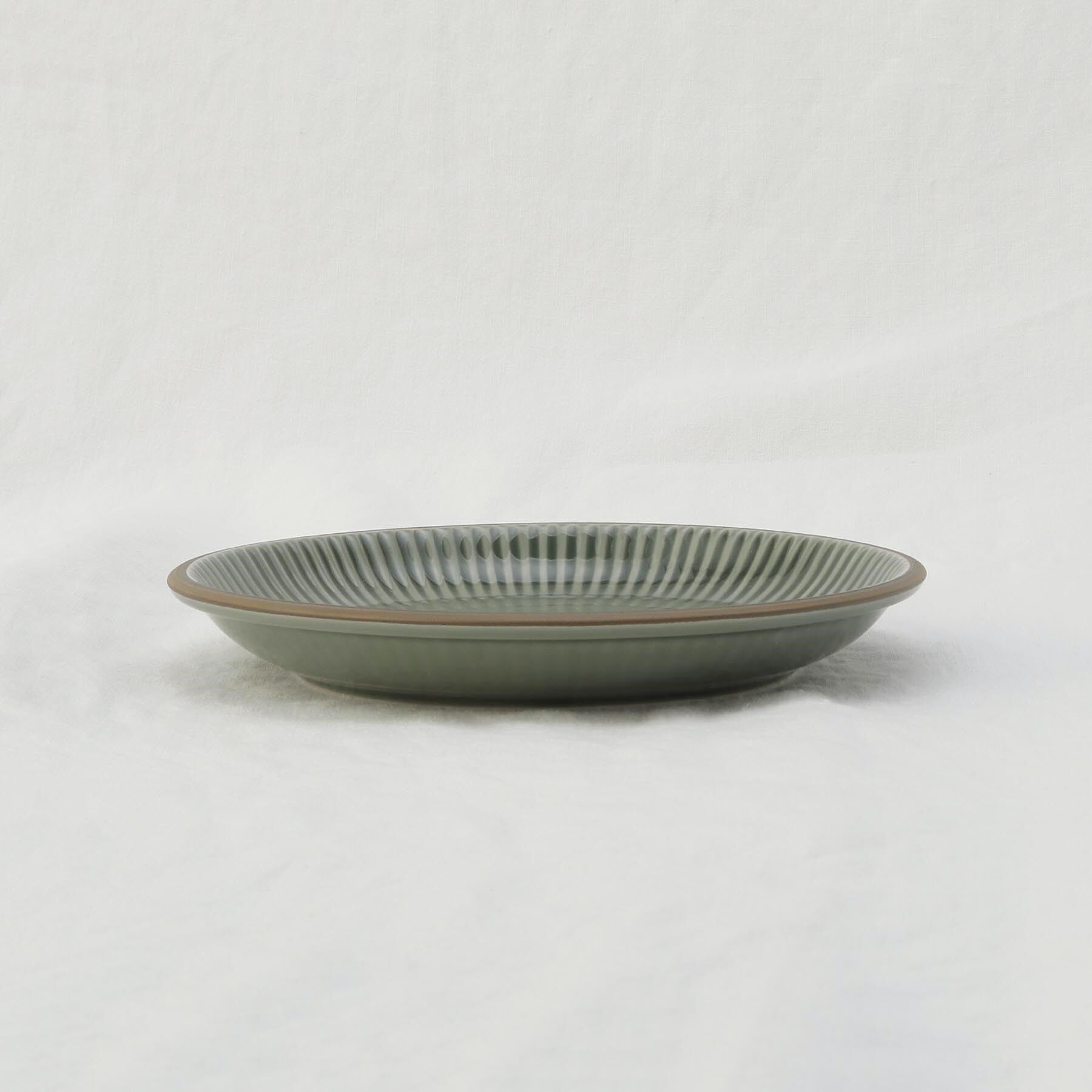 212 KITCHEN STORE「サザンバレー ファームグリーン 19.5cmプレート」|食器・キッチングッズ|