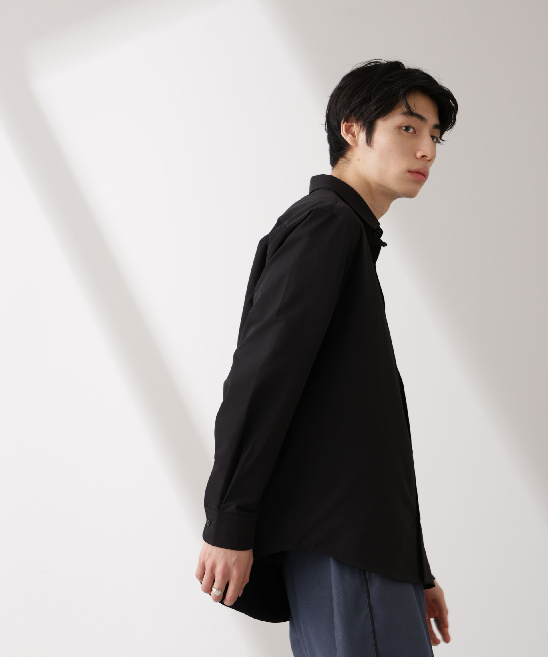 nano･universe「ライトウェイトストレッチ シャツ長袖」|シャツ・ブラウス|ブラック