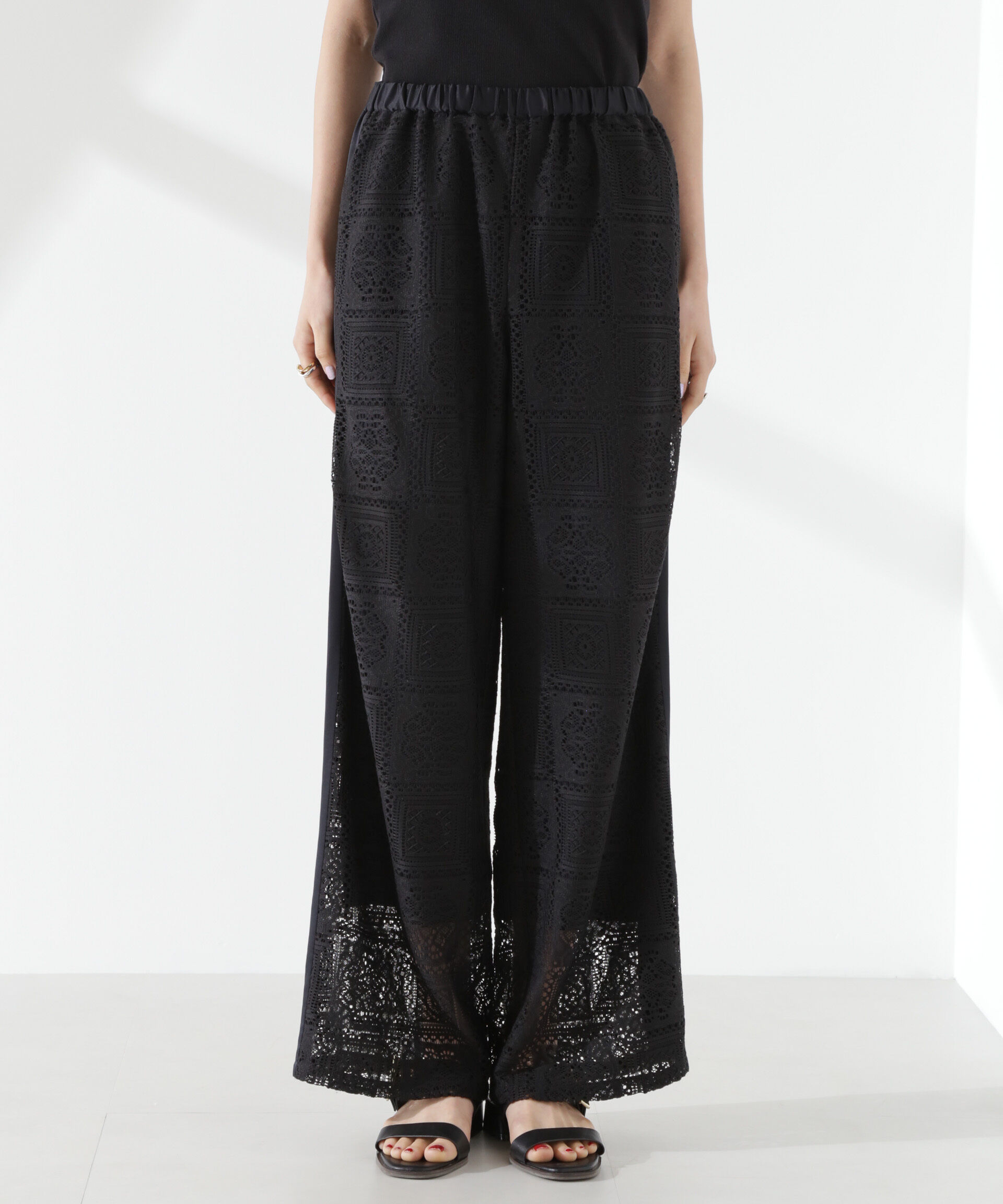 nano･universe「サイド切り替えレースパンツ」|チノ|