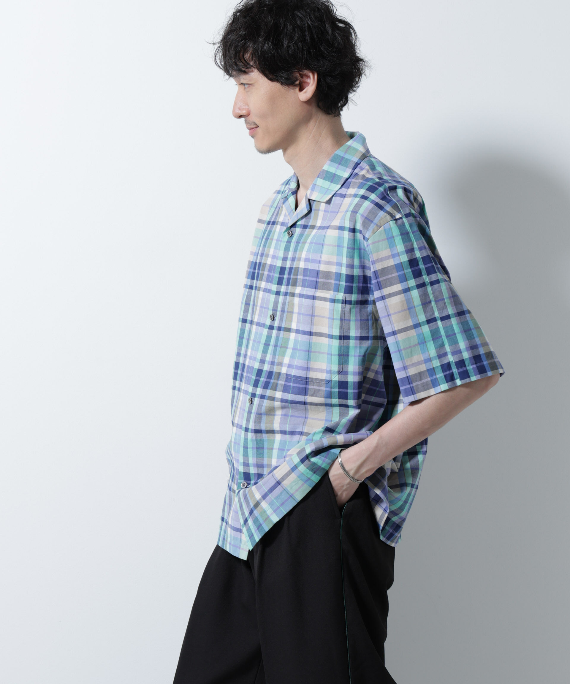 nano･universe「Fabric by INDIA オールドライクマドラスチェックシャツ 半袖」|シャツ・ブラウス|