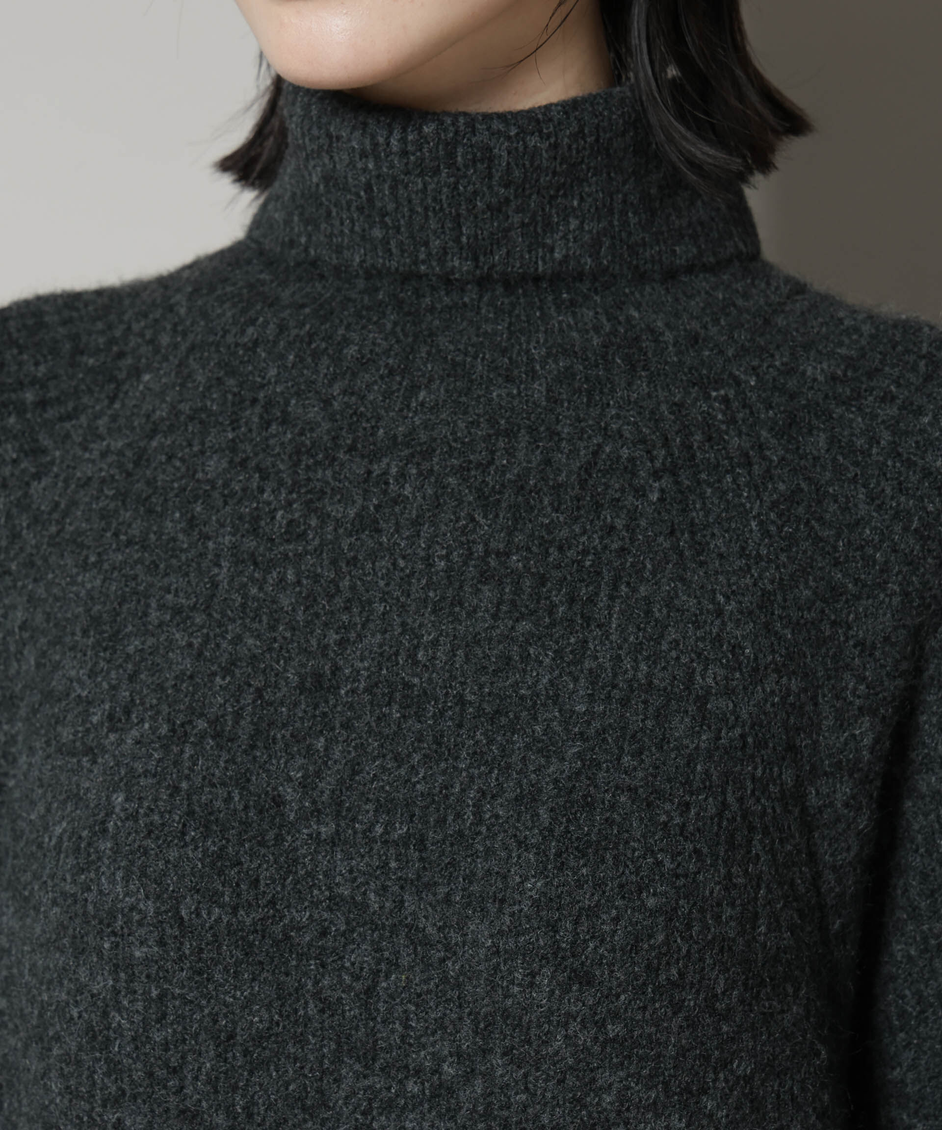 nano･universe「エアリーヤーン畦編タートルニットマキシワンピース」|ワンピース|