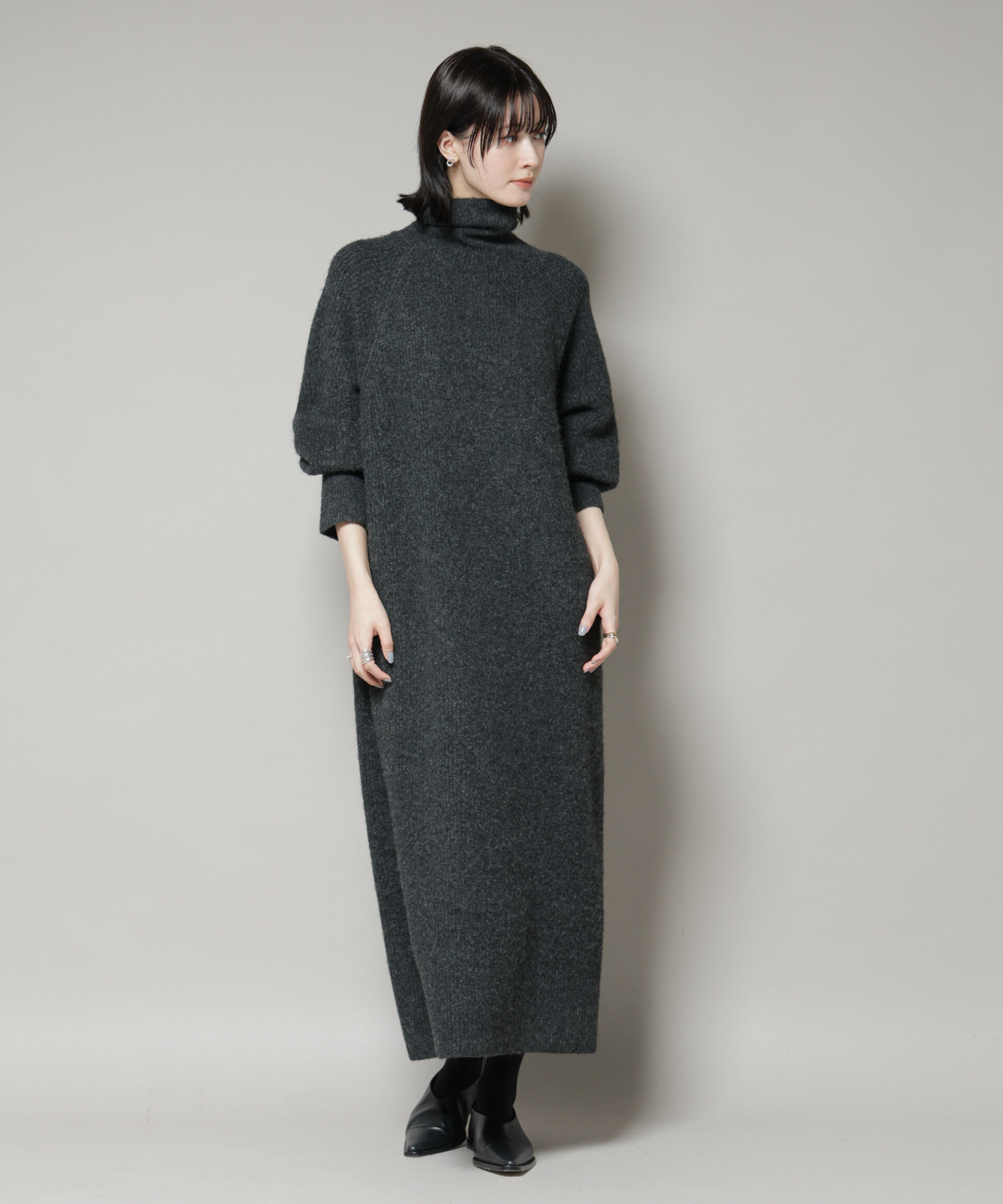 nano･universe「エアリーヤーン畦編タートルニットマキシワンピース」|ワンピース|