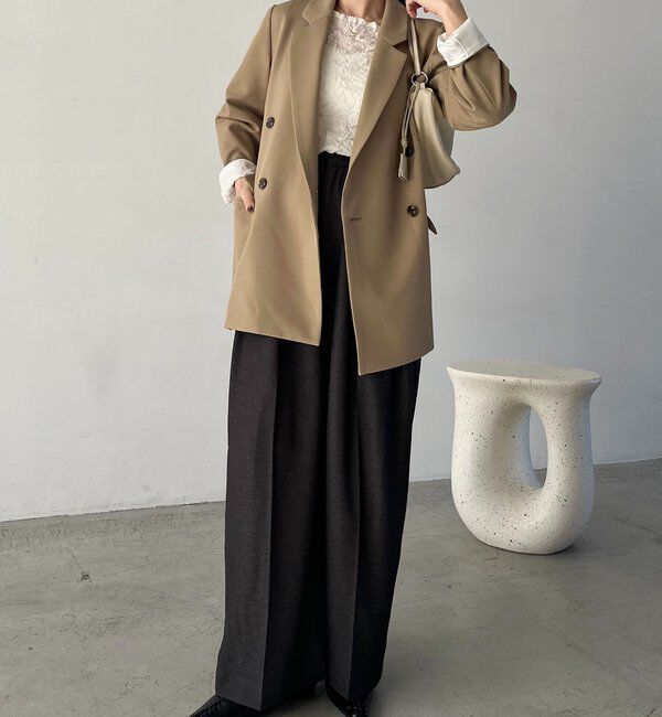  「【再販・サイズ展開あり・WEB限定カラー/グレージュ】Wテーラージャケット」|テーラードジャケット|