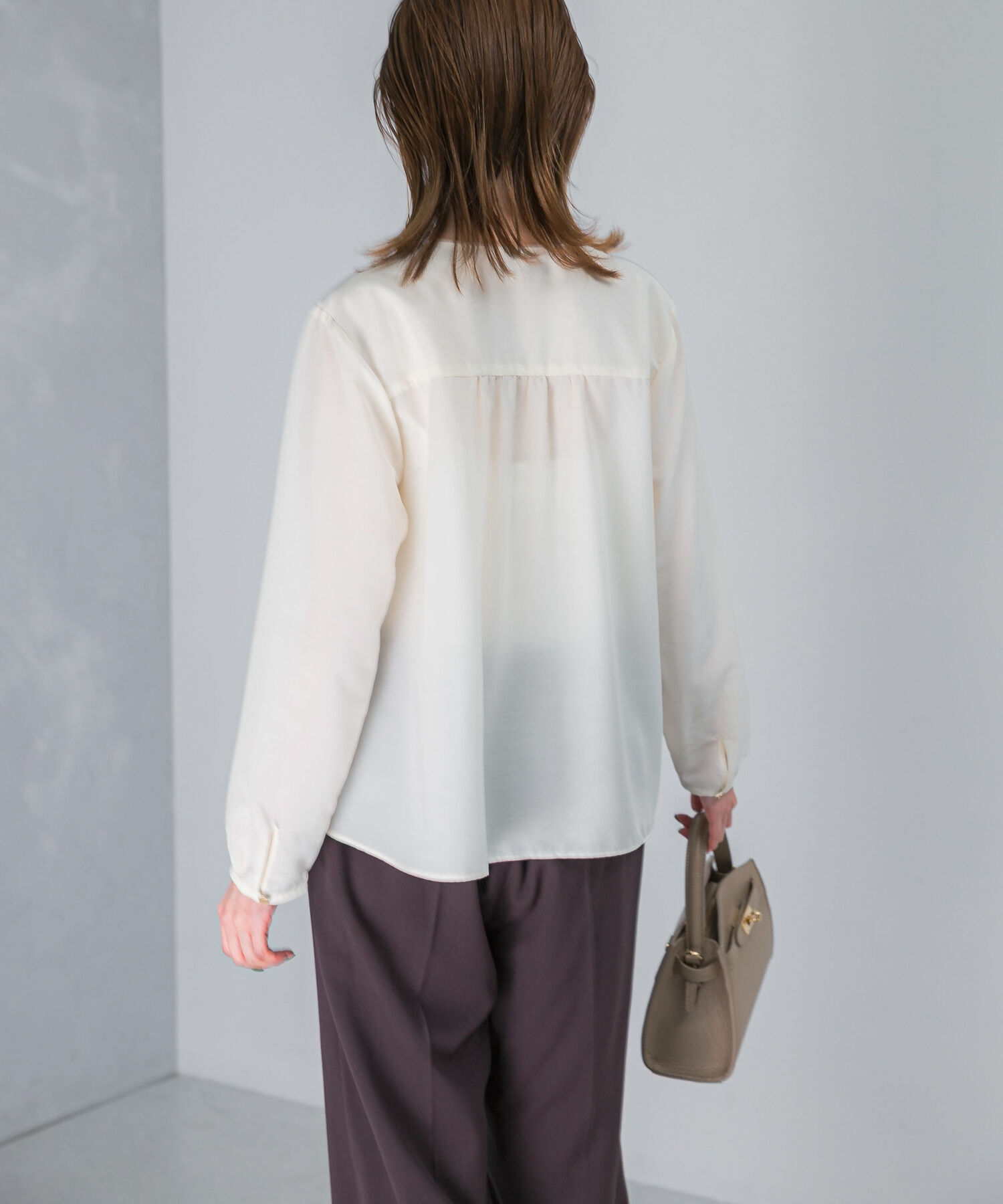 URBAN RESEARCH ROSSO「ウォッシャブルVネックフレアブラウス」|シャツ・ブラウス|