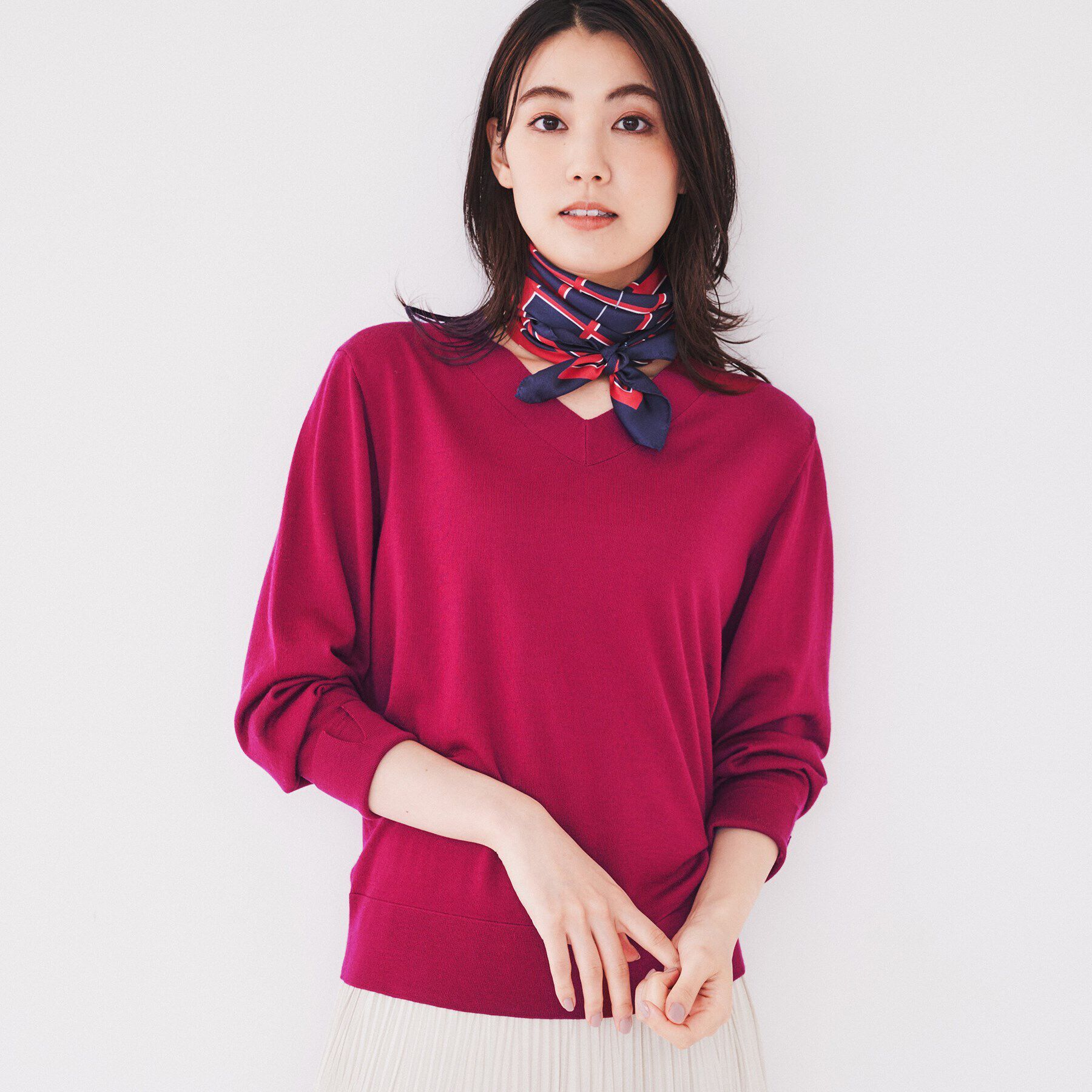 UNTITLED「【アンサンブル可能/洗える】シルクウールカシミヤ Vネックニット」|ニット・セーター|