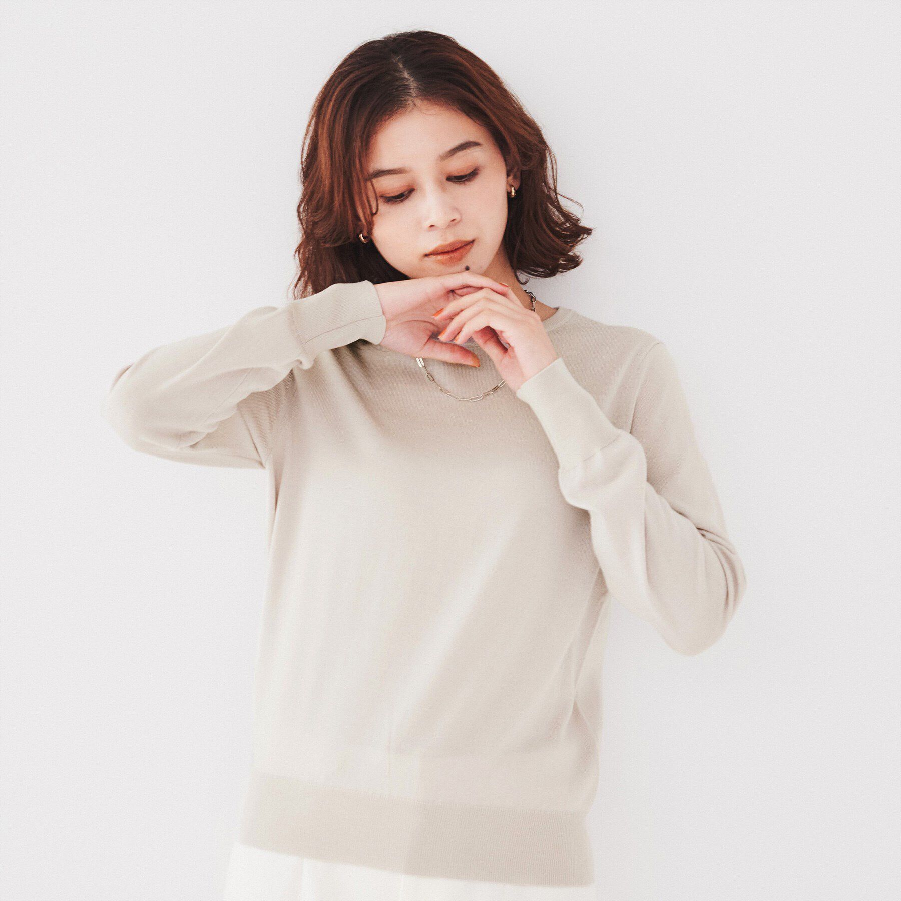 UNTITLED「【アンサンブル可能/8色展開】ウール クルーネックプルオーバーニット」|ニット・セーター|