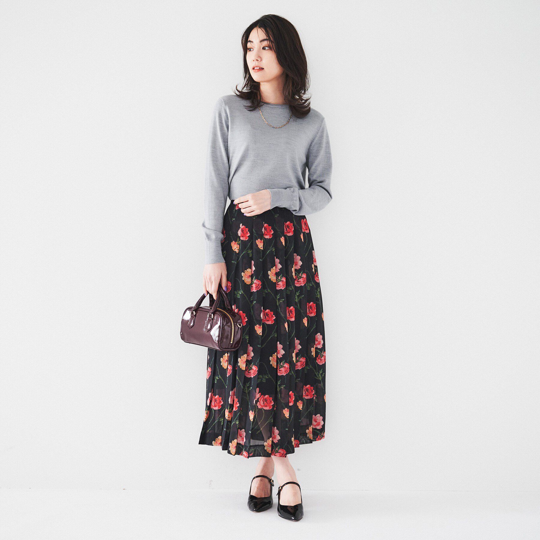 UNTITLED「【アンサンブル可能/8色展開】ウール クルーネックプルオーバーニット」|ニット・セーター|