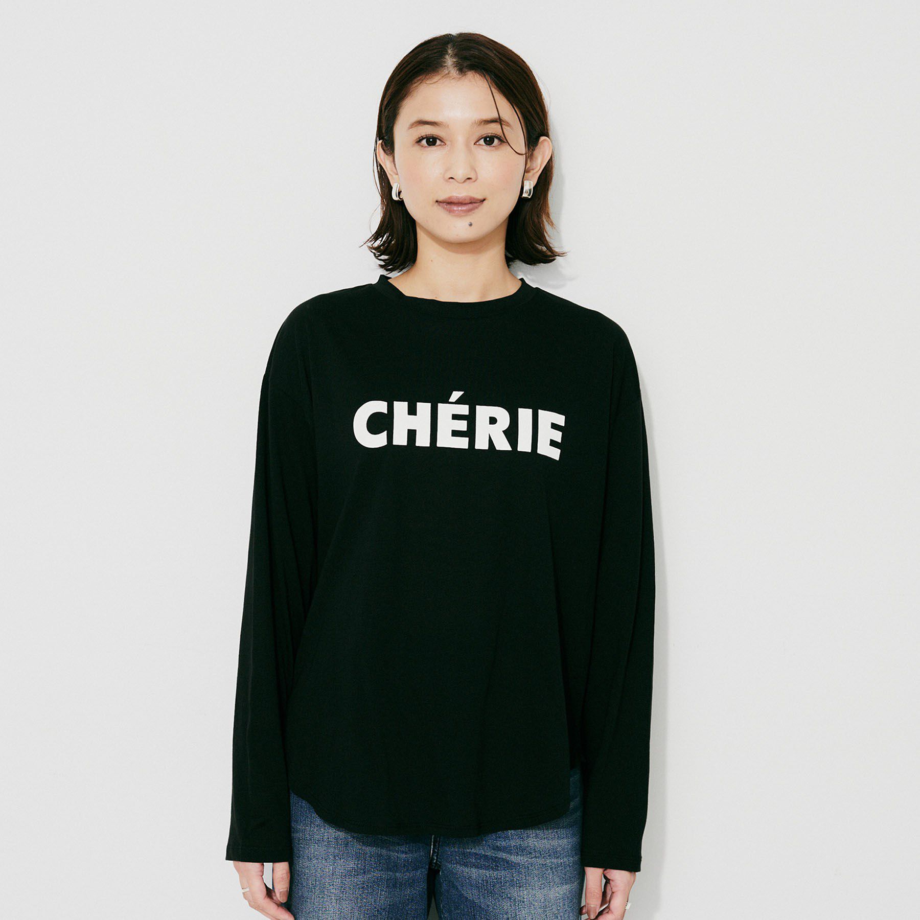 UNTITLED「【CHIGNON】CHERIE シンプルロゴTシャツ」|Tシャツ・カットソー|