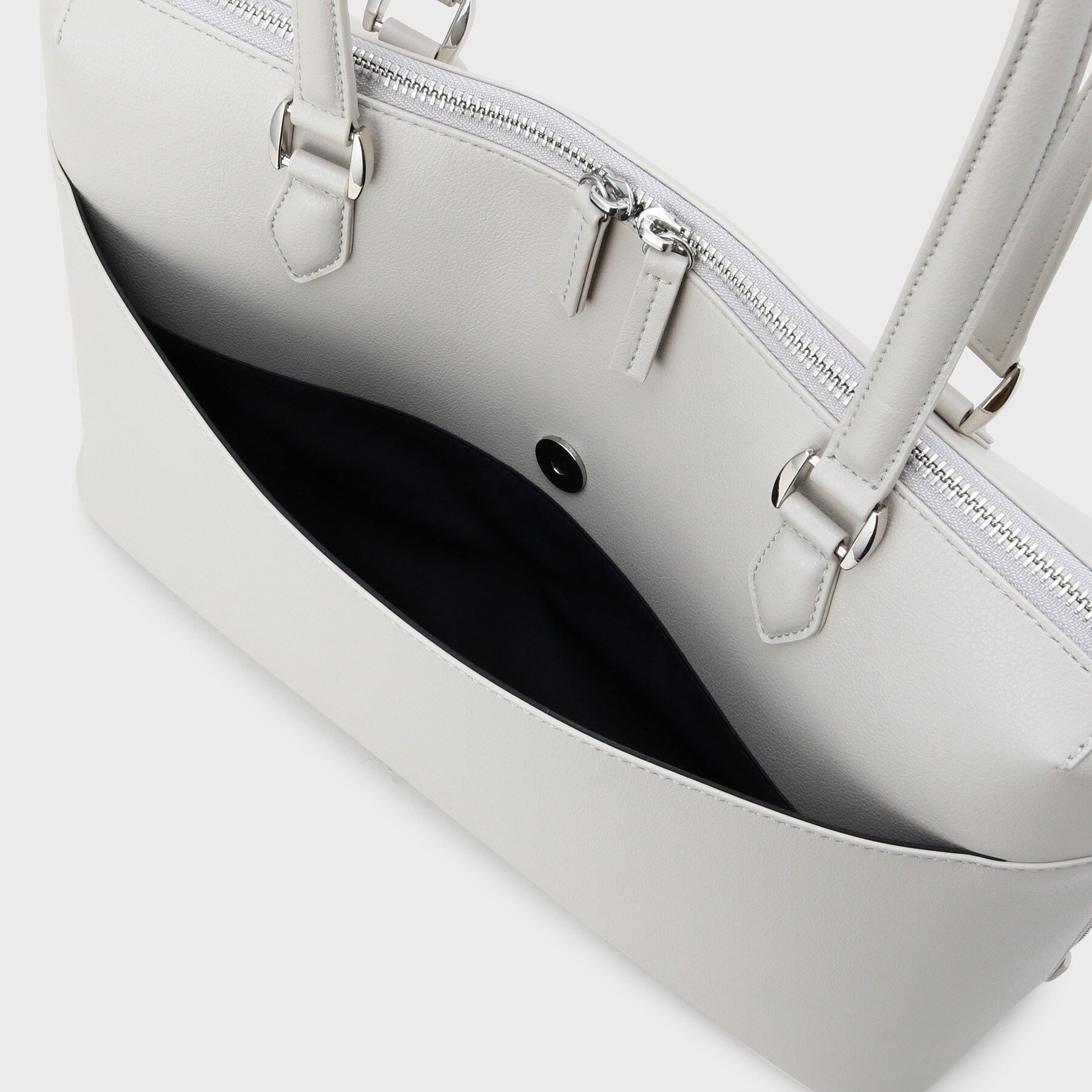 UNTITLED「【PC・A4サイズ書類対応】ベーシックトート」|トートバッグ|