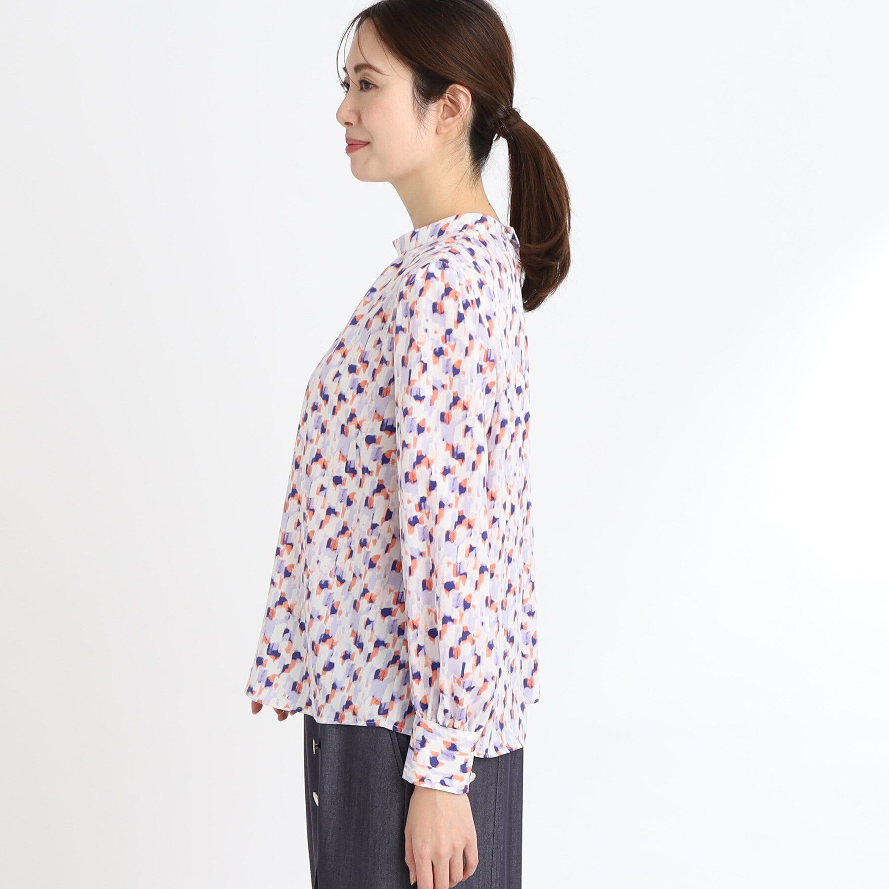 Reflect「【マシンウォッシュ可／セットアップ可】パフスリーブプリントブラウス」|シャツ・ブラウス|