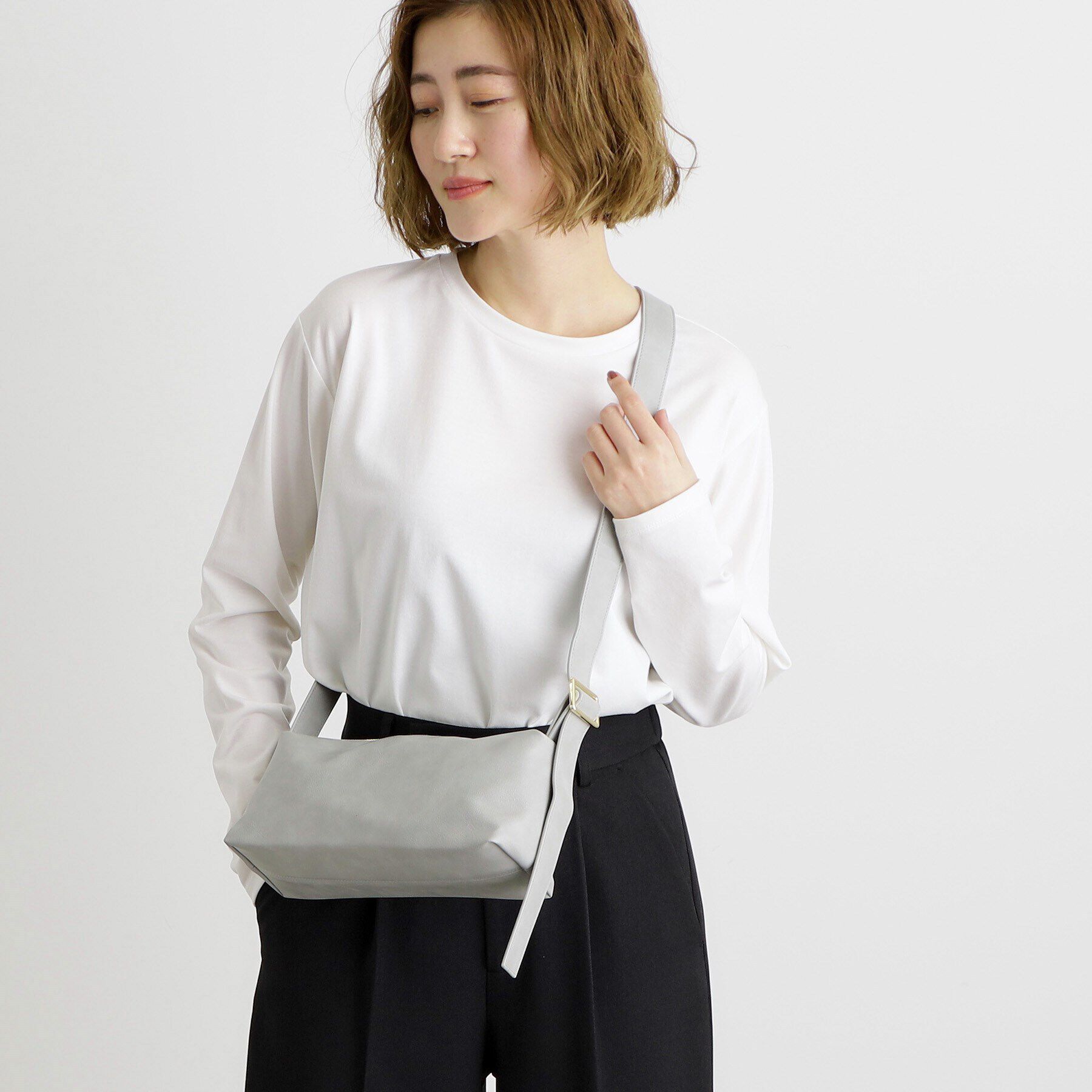 grove「スクエアミニワイドショルダー」|ショルダー・メッセンジャー|