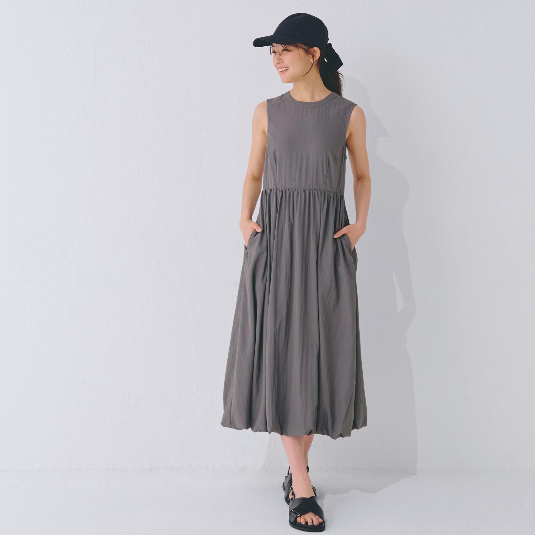 grove「【晴れの日も雨の日も】撥水バルーンワンピース」|ワンピース|グレー(012)