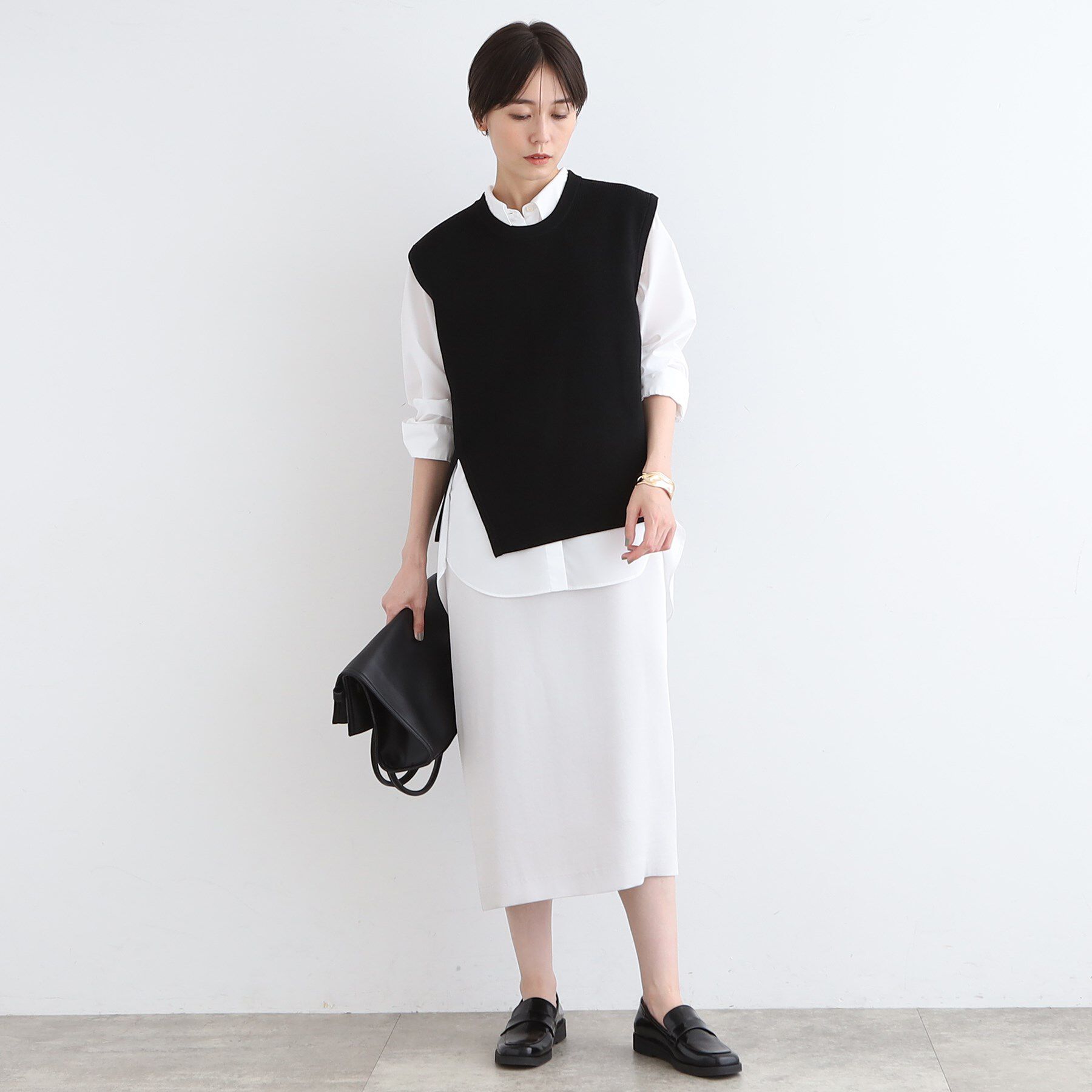 INDIVI「【洗える】アシンメトリーニットベスト」|ニット・セーター|