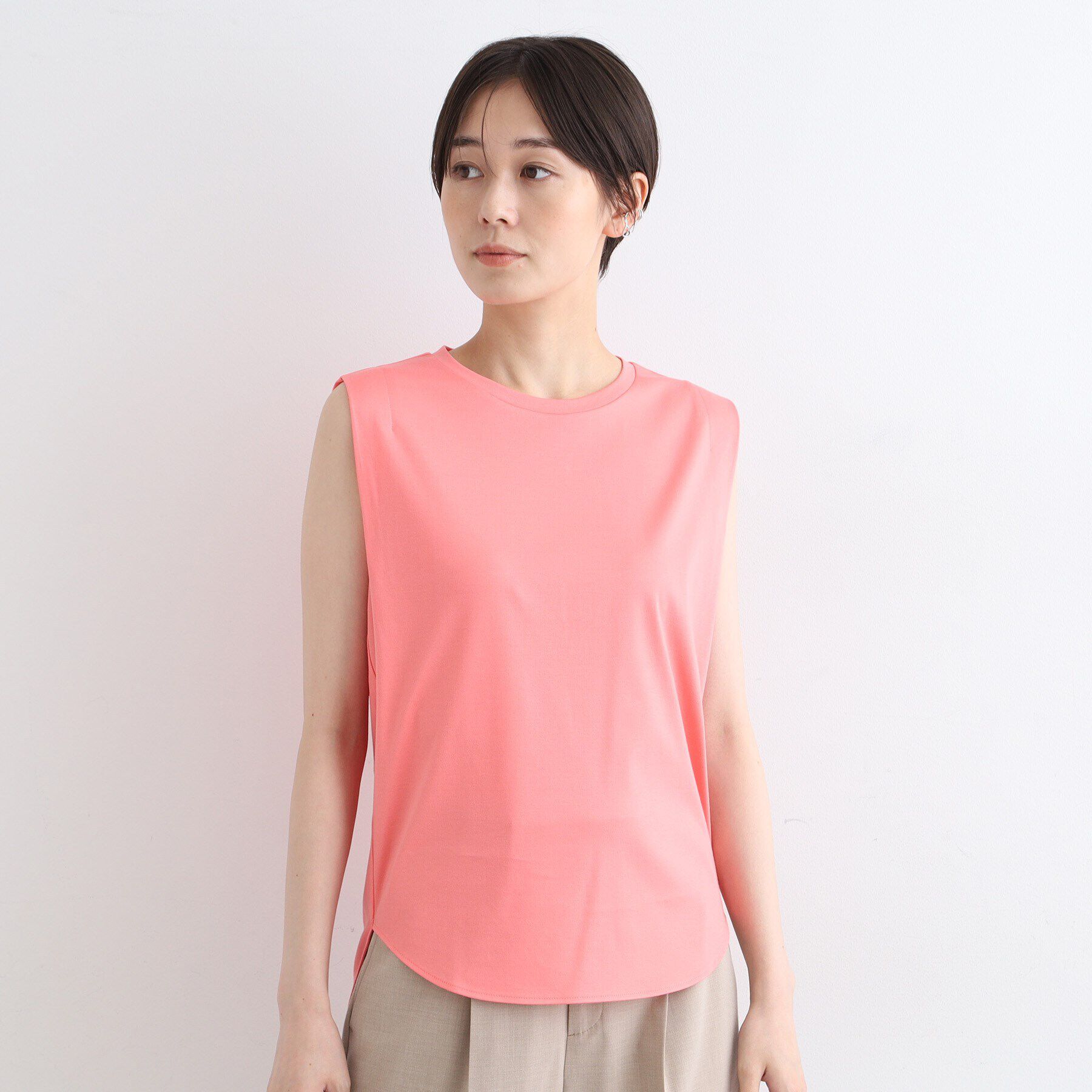 INDIVI「【洗える】タックデザインノースリーブTシャツ」|Tシャツ・カットソー|