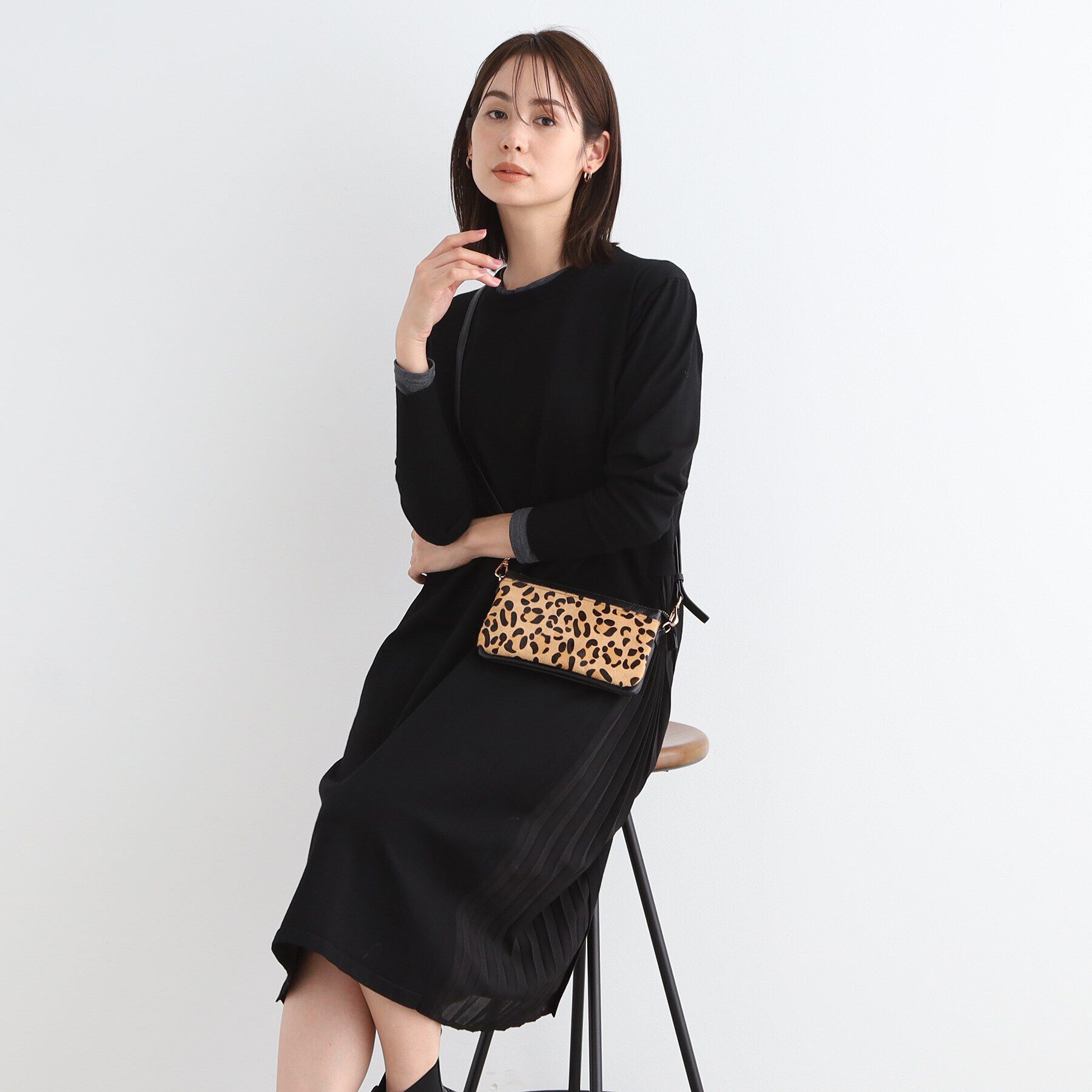 INDIVI「【洗える】サイドプリーツニットワンピース」|ワンピース|ブラック(019)