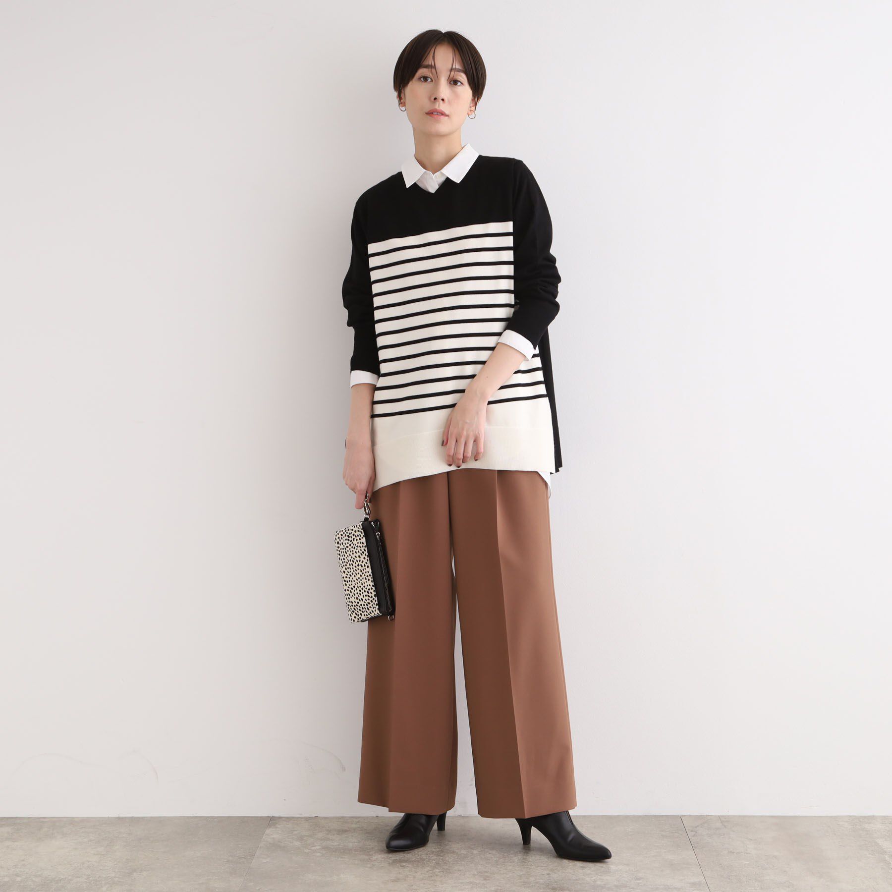 INDIVI「【洗える／チュニック丈／ボーダー柄】スリットデザインVネックニット」|ニット・セーター|