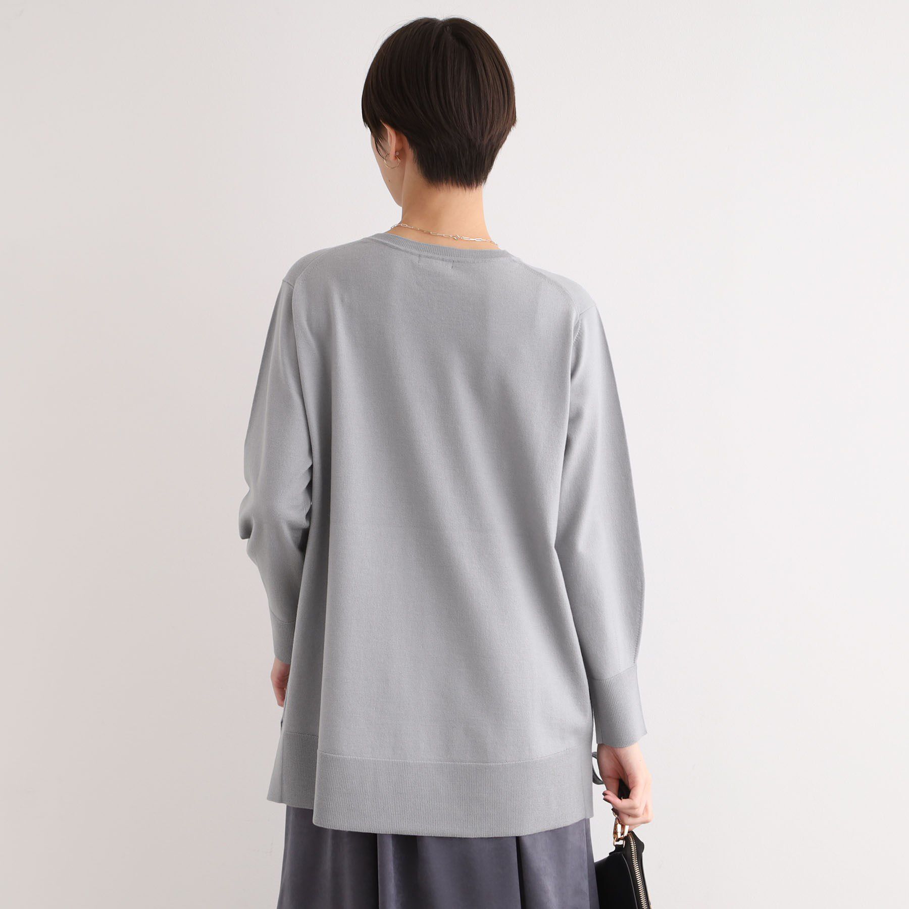 INDIVI「【洗える／チュニック丈／ボーダー柄】スリットデザインVネックニット」|ニット・セーター|