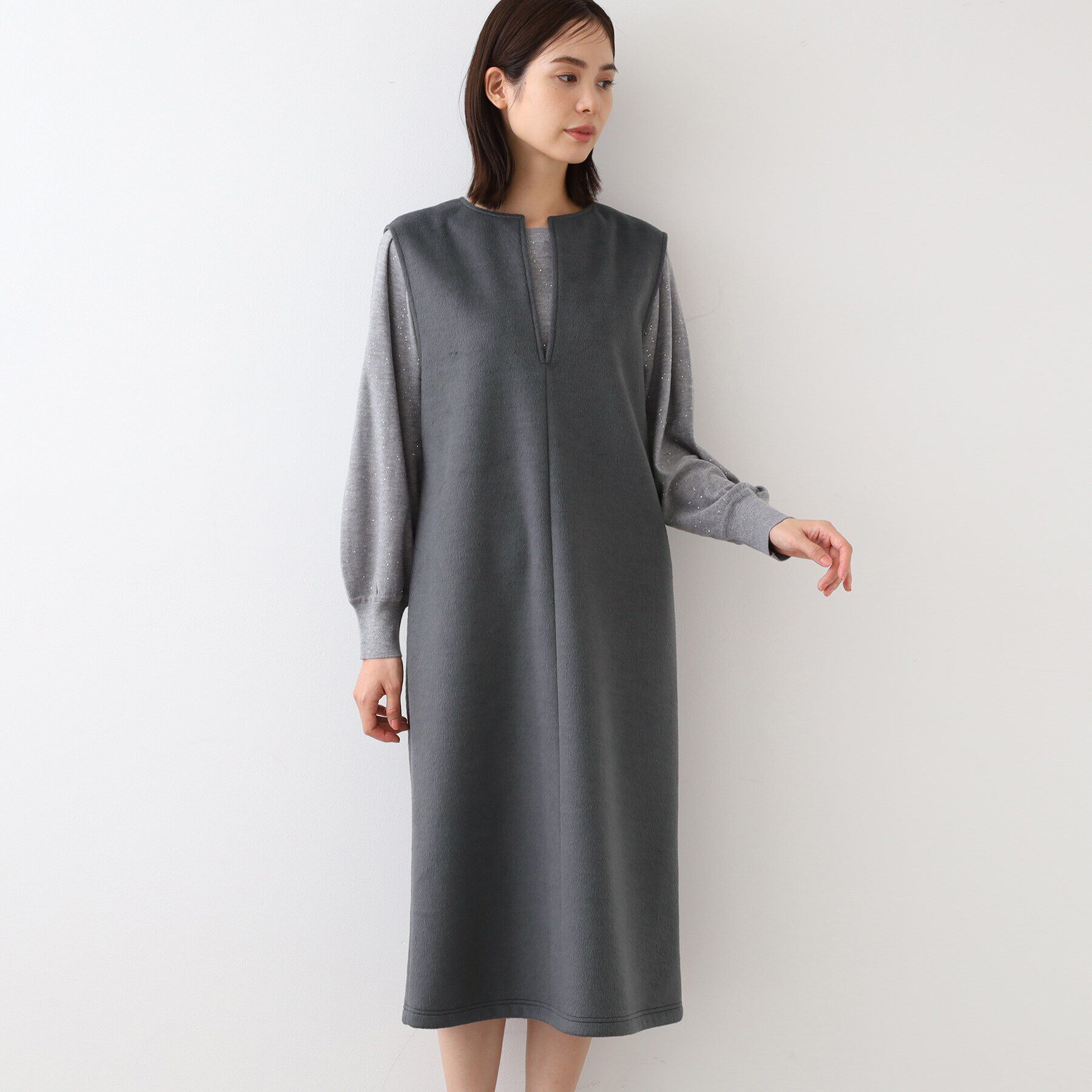 INDIVI「【日本製】ヘアリーキーネックジャンパードレス」|ワンピース|チャコールグレー(0