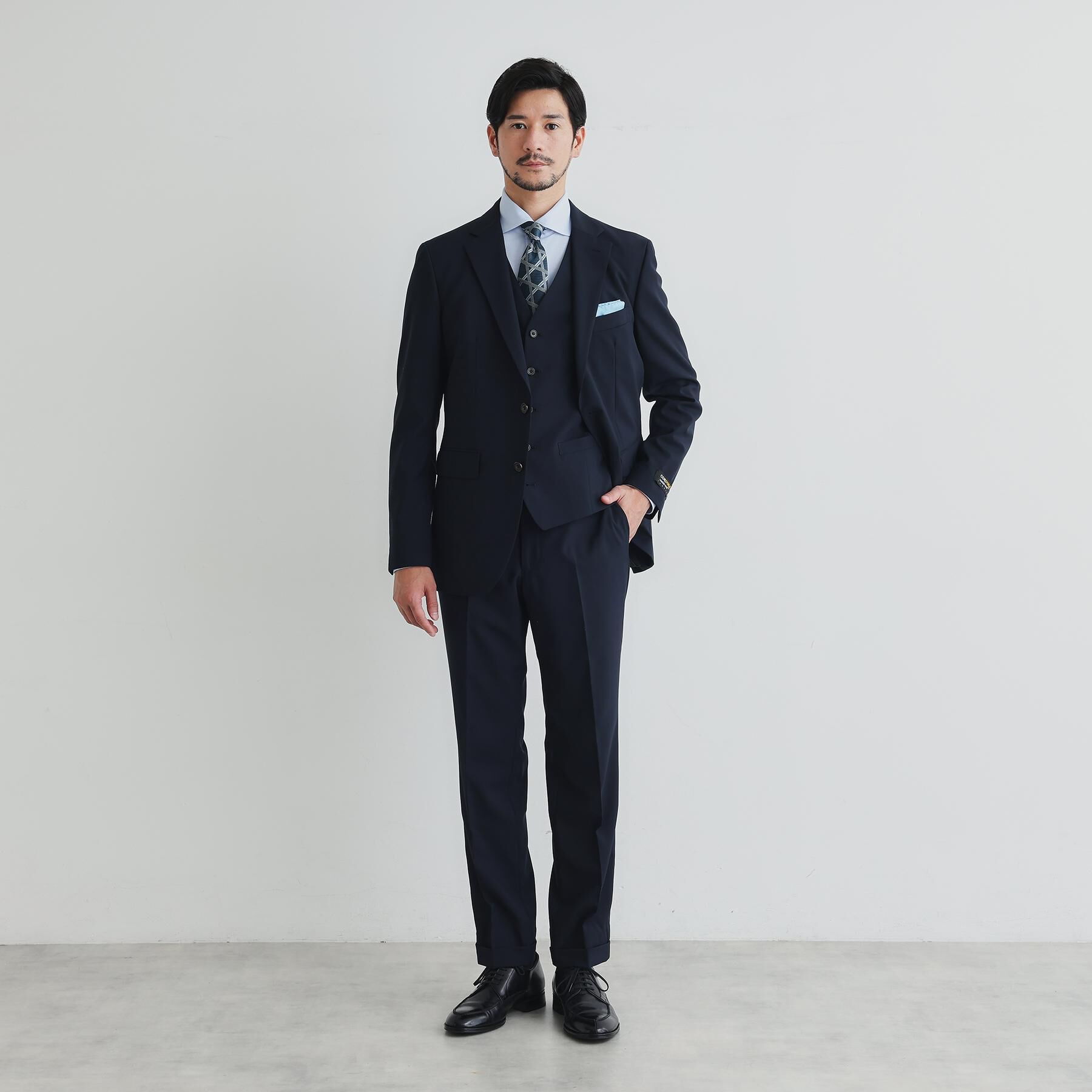 TAKEO KIKUCHI「【Begin12月号掲載】コーデュラ（R）トロピカル ストレッチ スーツ」|スーツ|