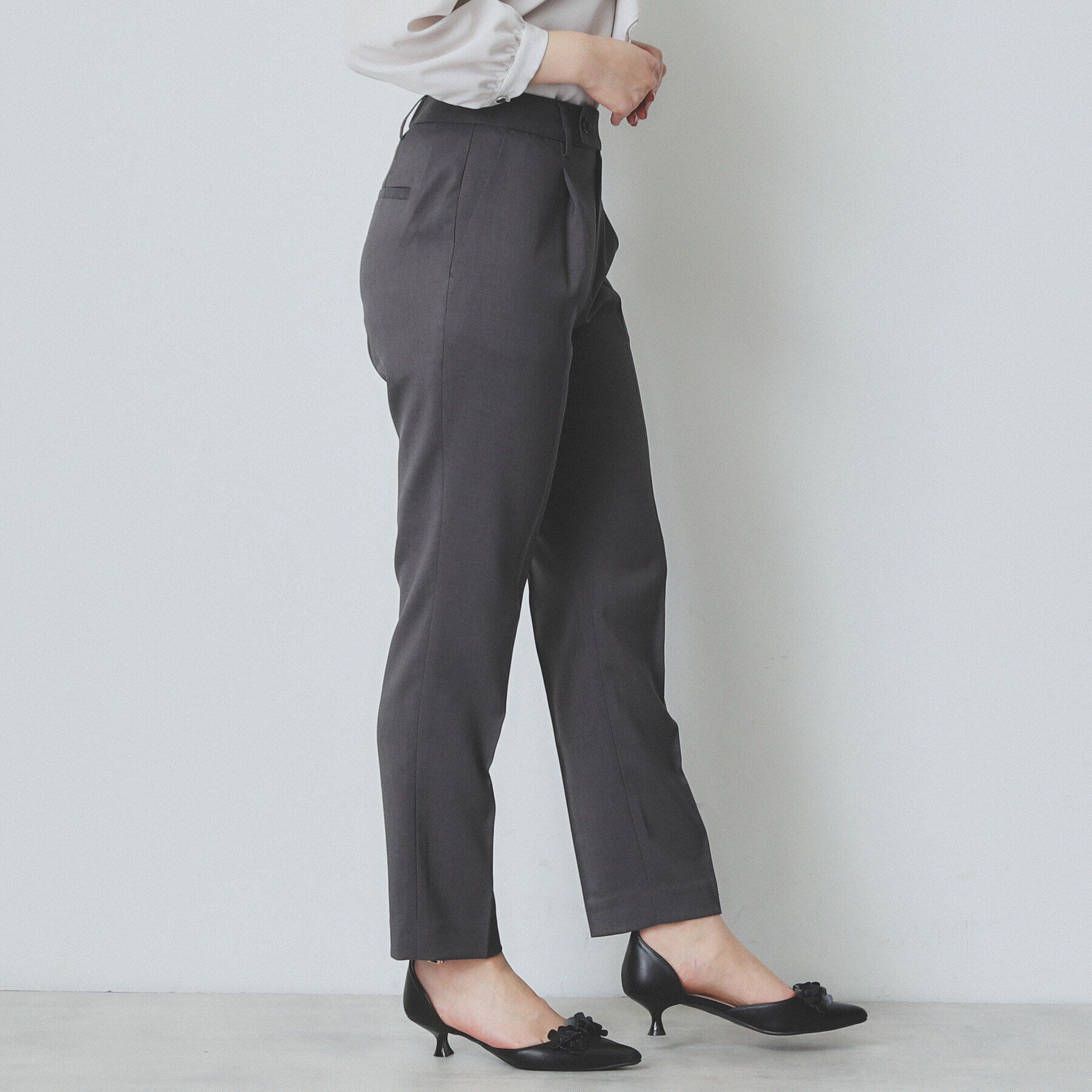 index「ドライタッチストレッチテーパードパンツ/セットアップ対応【洗濯機洗い可/イージーアイロン】」|その他|