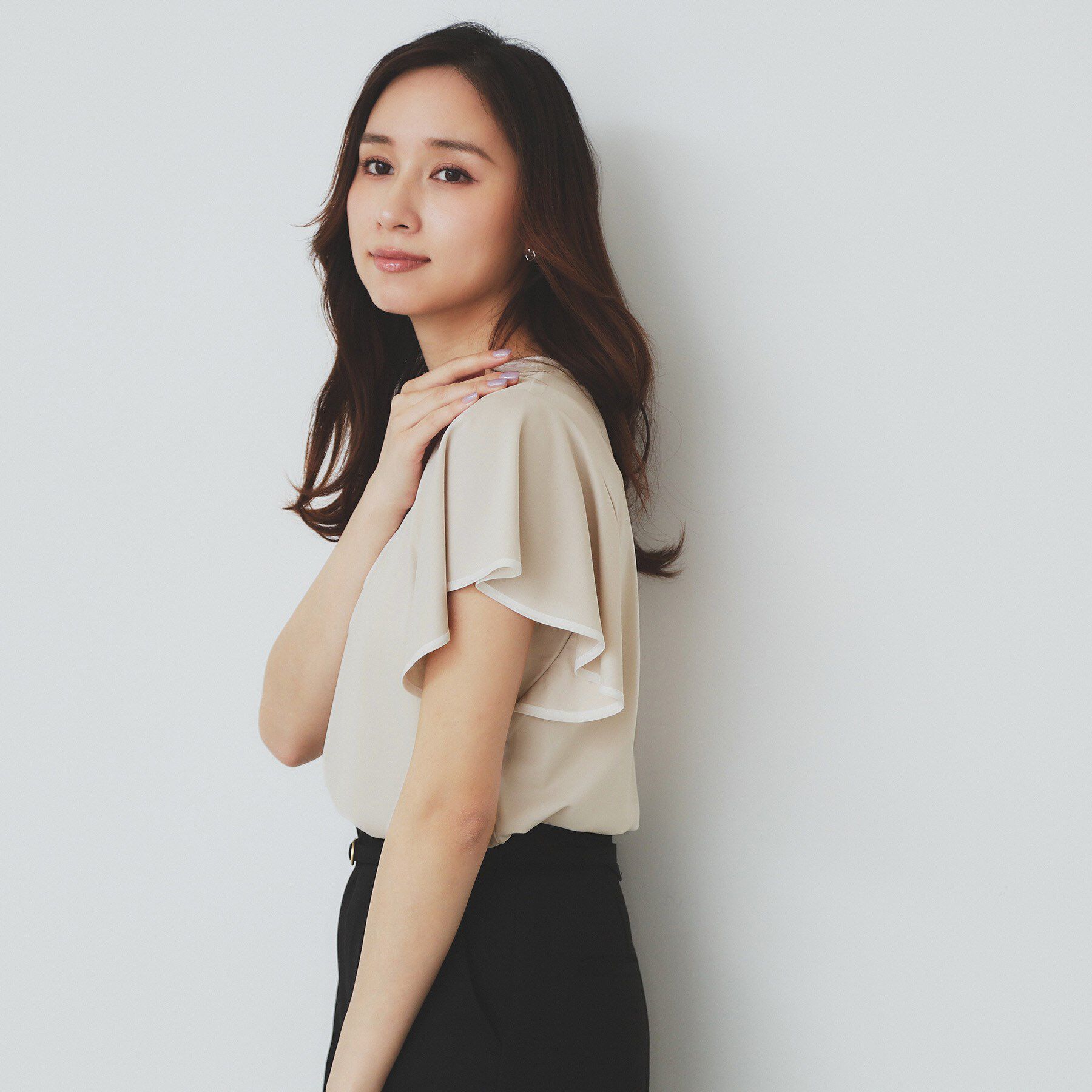 index「バイカラーフレアスリーブトップス【洗濯機洗い可】」|Tシャツ・カットソー|