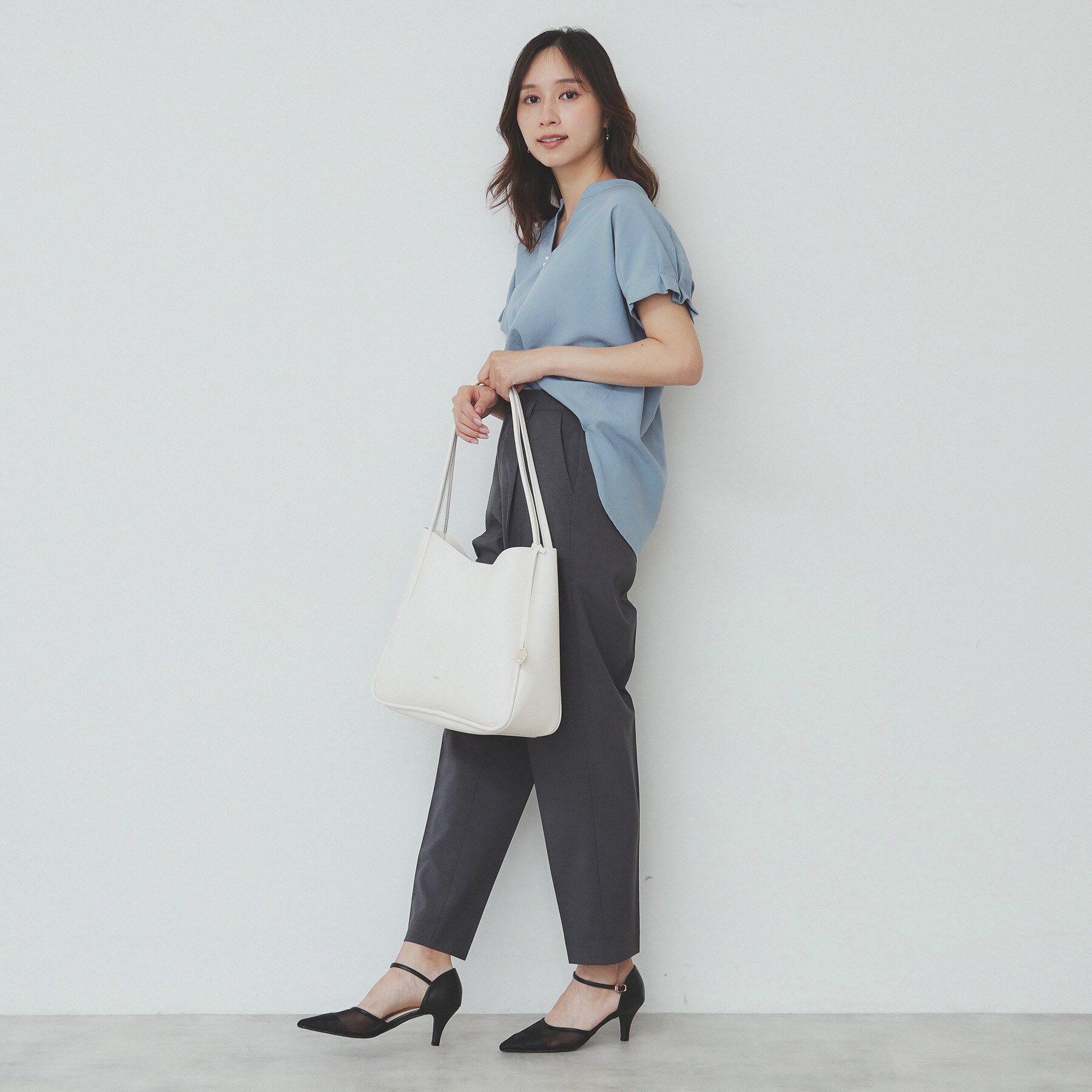 index「《7色展開/XS-LLサイズ》タックスリーブスキッパーブラウス【洗濯機洗い可/吸水速乾/抗ピル/防シ」|シャツ・ブラウス|