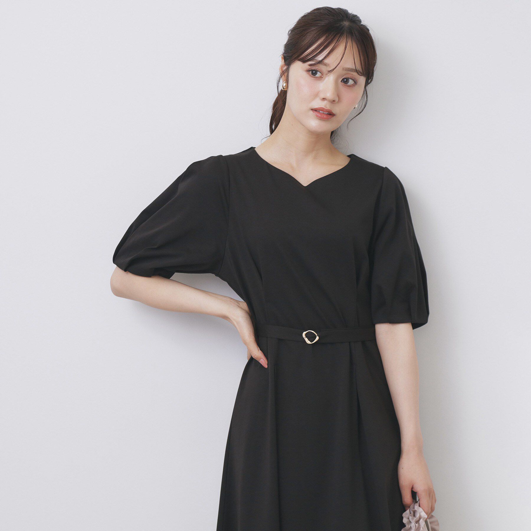 index「ハートネックパフワンピース【洗濯機洗い可/UVケア/接触冷感】」|ワンピース|ブラック(019)