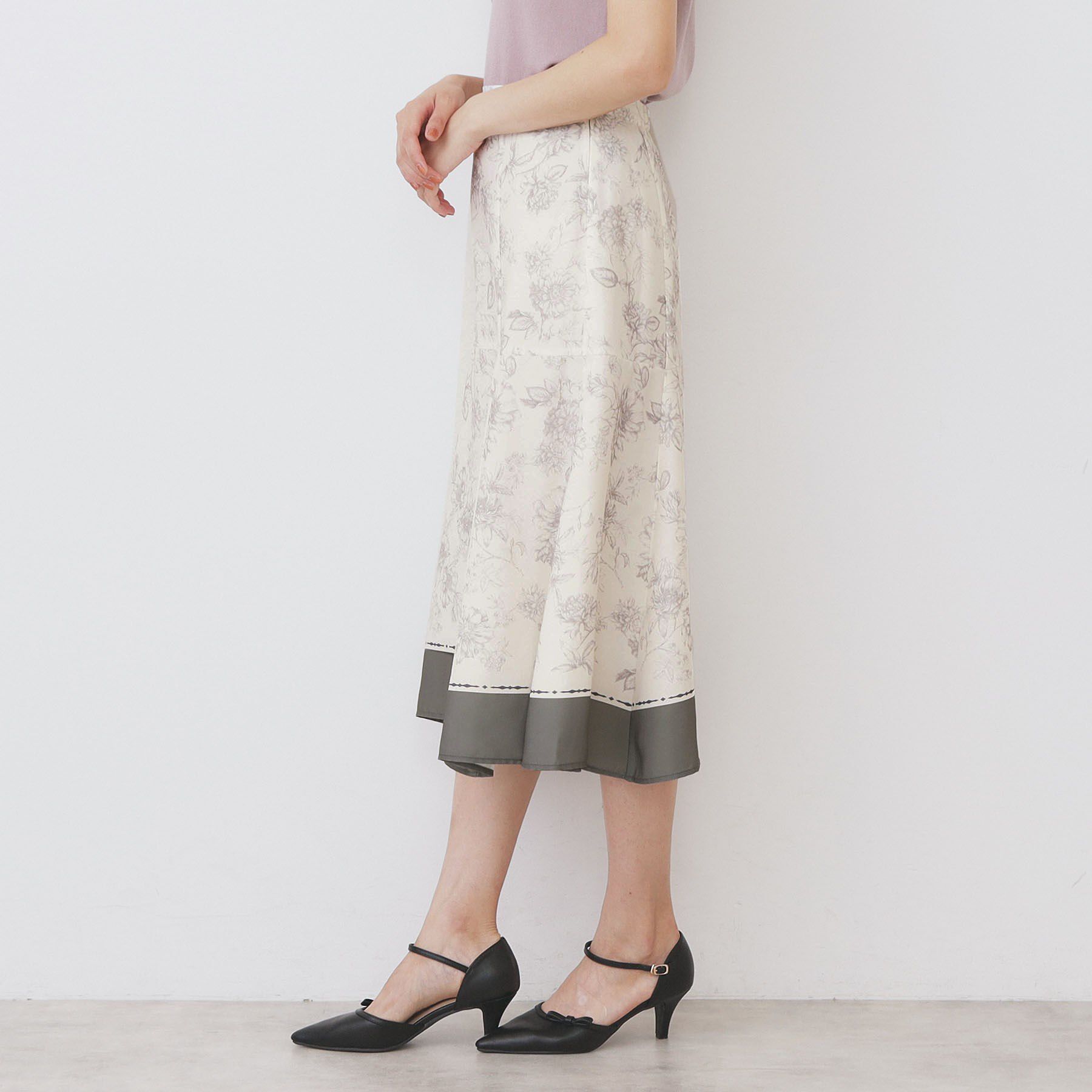 index「パネルフラワープリントフレアスカート【洗濯機洗い可/イージーアイロン】」|スカート|