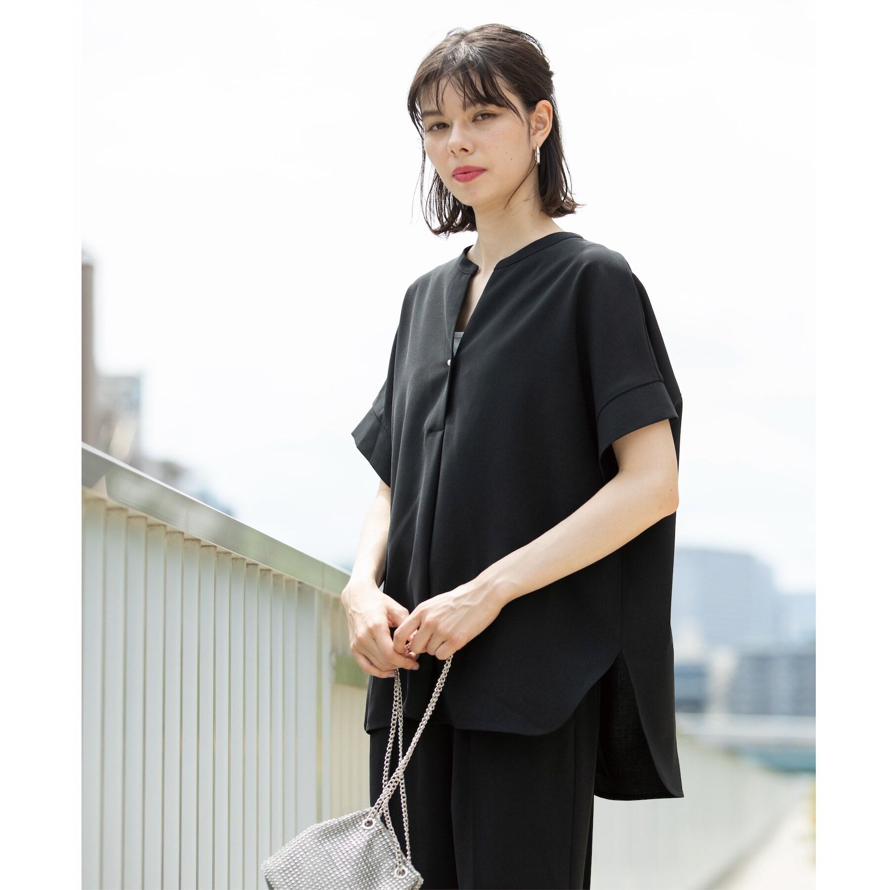 OPAQUE.CLIP「《SS-LLsize≫パール調ボタンスキッパーブラウス/セットアップ対応【防シワ/ストレッチ/抗ピル」|シャツ・ブラウス|