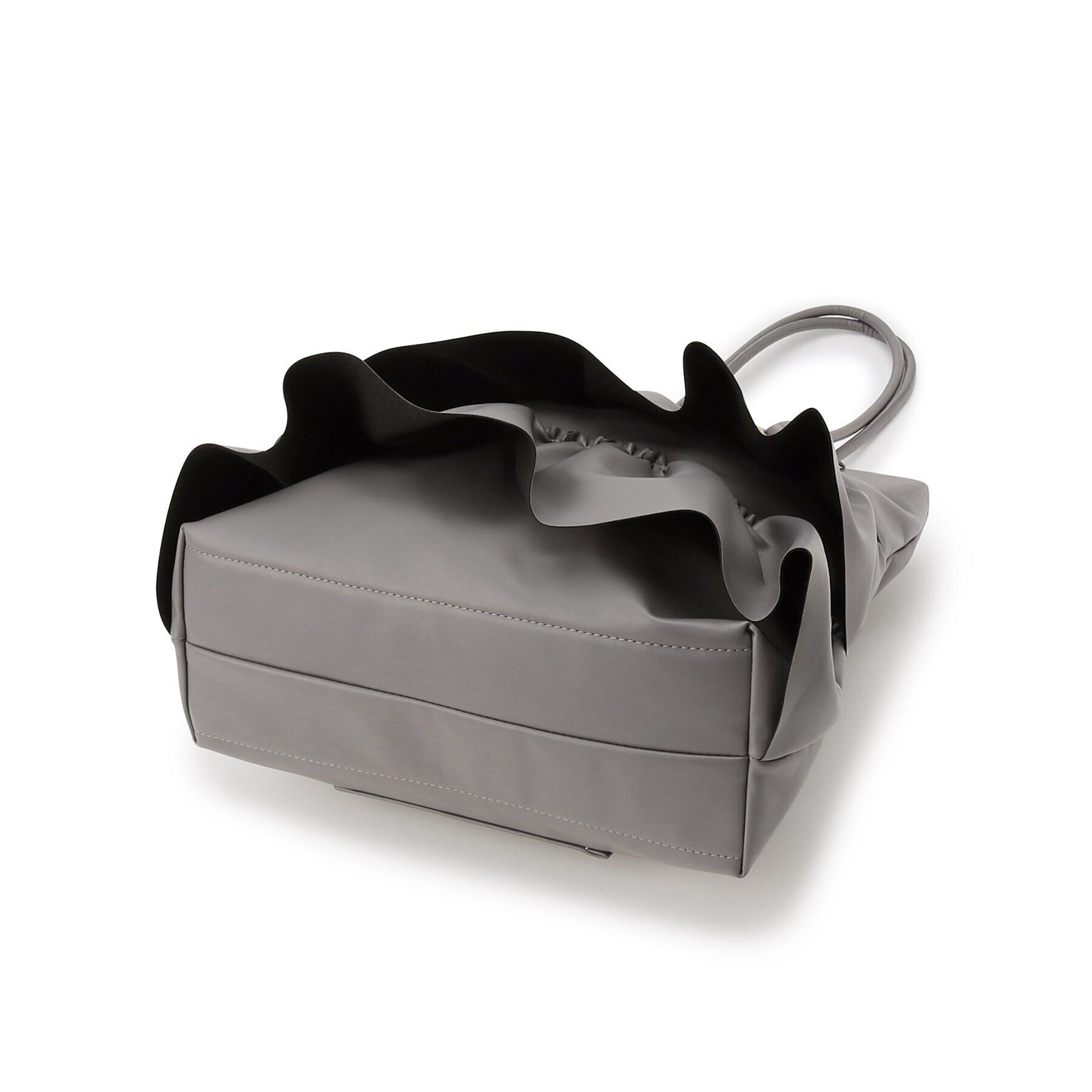 OPAQUE.CLIP「【A4サイズ対応】合皮ティアードフリルトートバッグ」|トートバッグ|