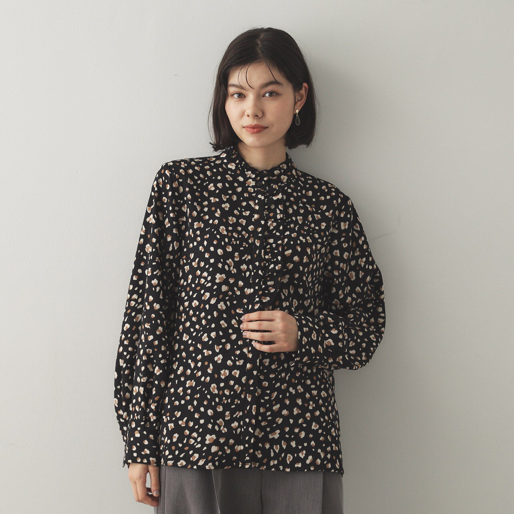 OPAQUE.CLIP「スタインドフリルブラウス【洗濯機洗い可】」|シャツ・ブラウス|