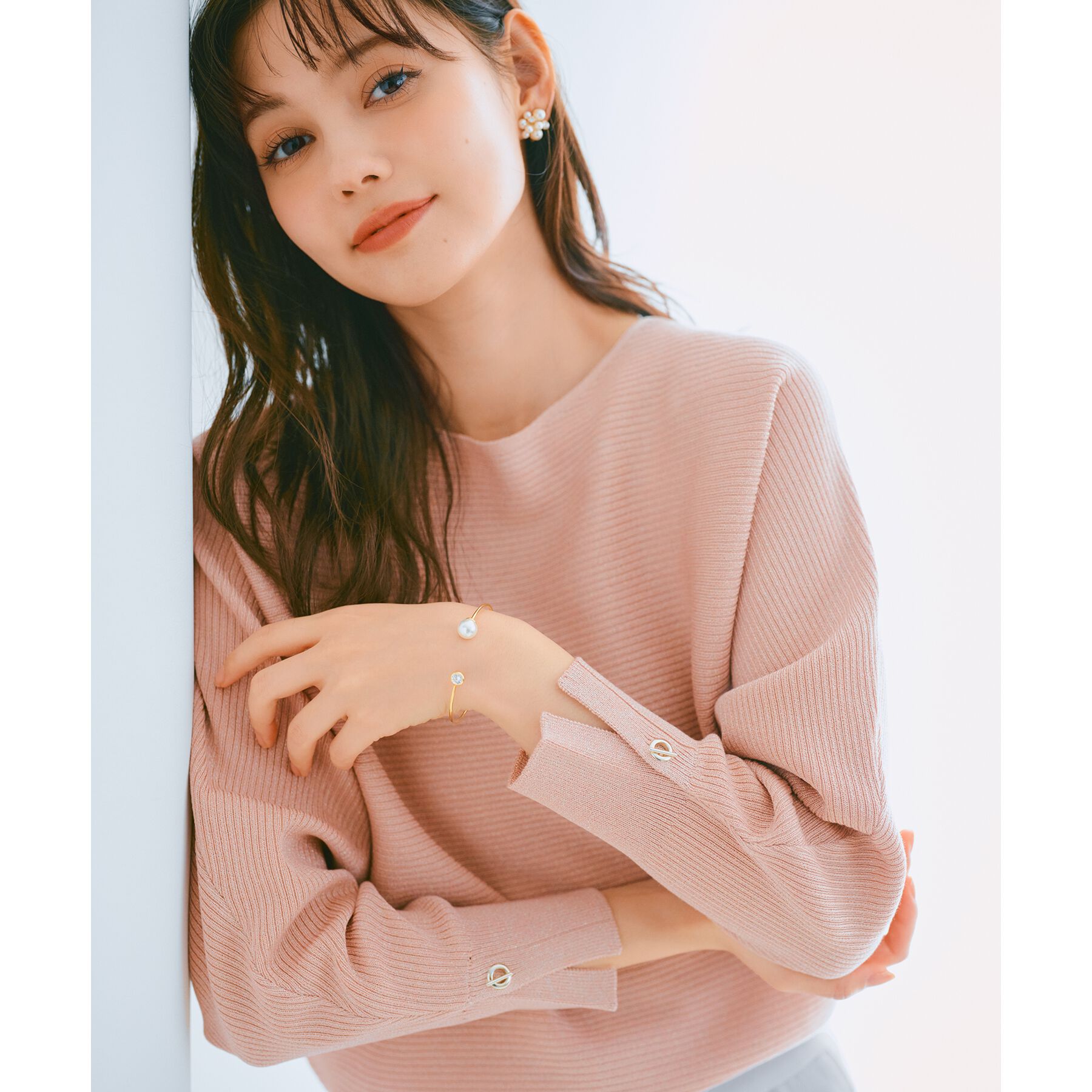 OPAQUE.CLIP「ビジュー&times;フェイクパール バングル」|ブレスレット・バングル|