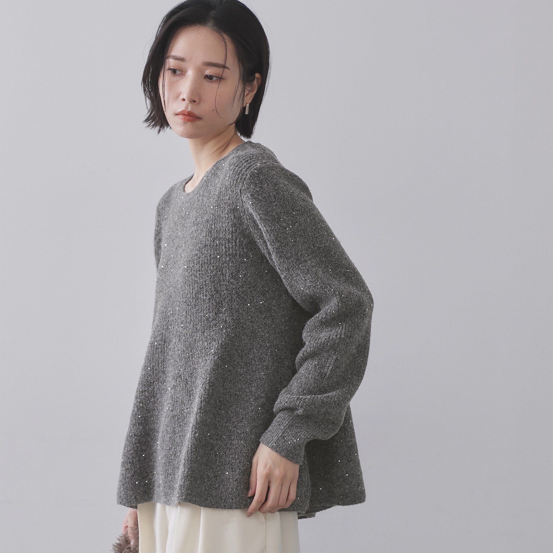 OPAQUE.CLIP「スパンコールラメ衿2WAYペプラムニット【洗濯機OK】」|ニット・セーター|